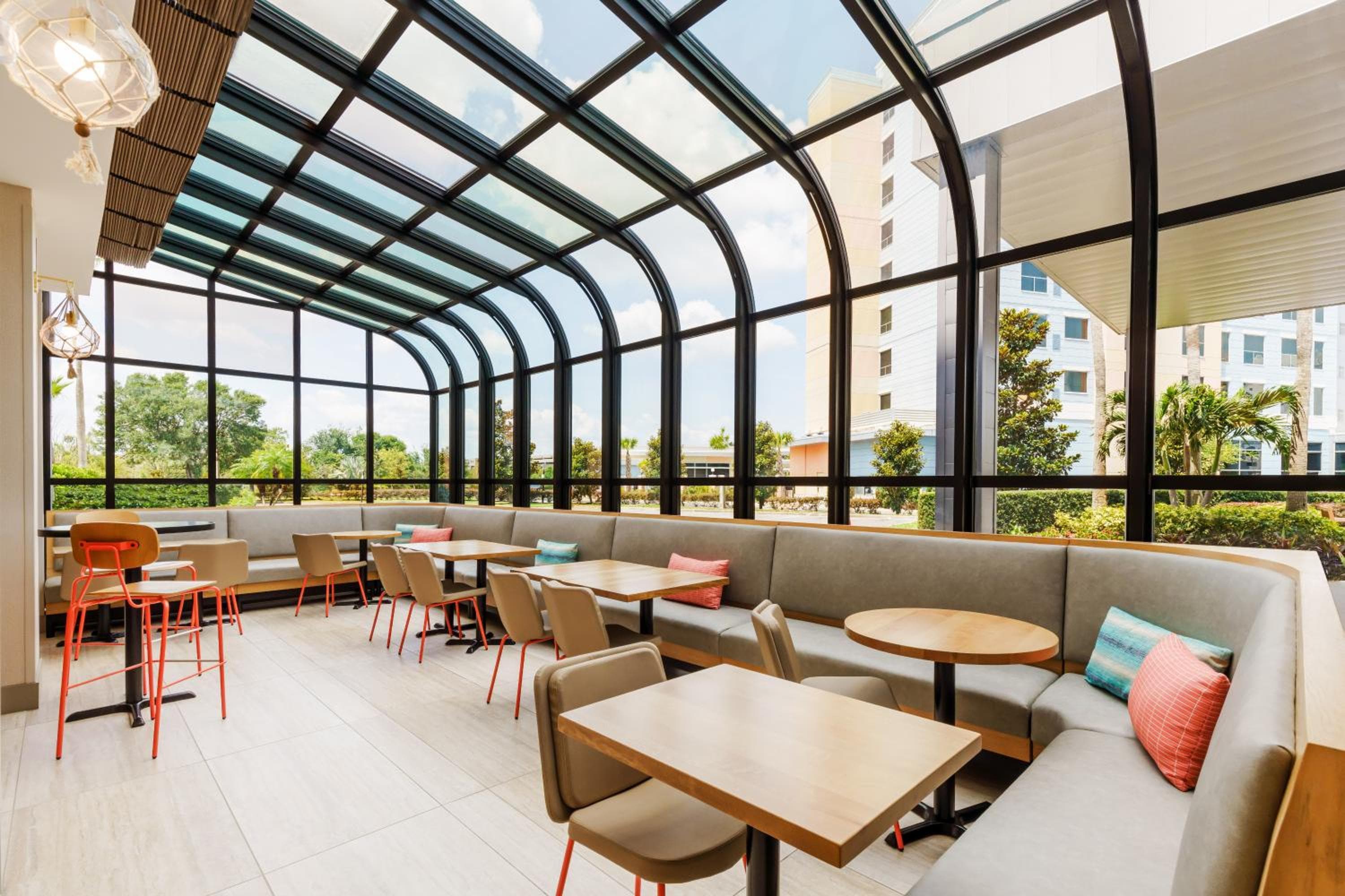 Hyatt Place across from Universal Orlando Resort — 14