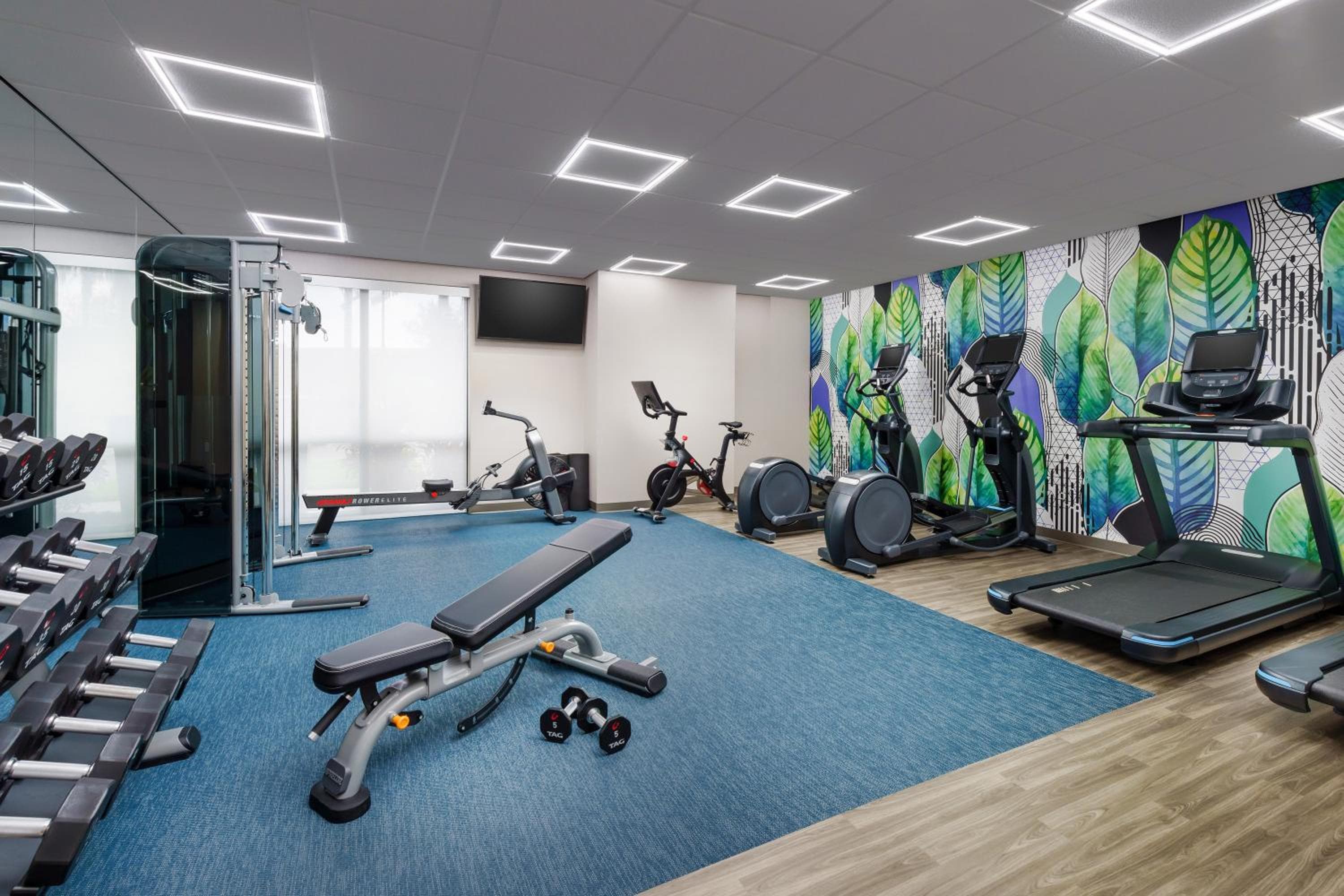 Hyatt Place across from Universal Orlando Resort — 24