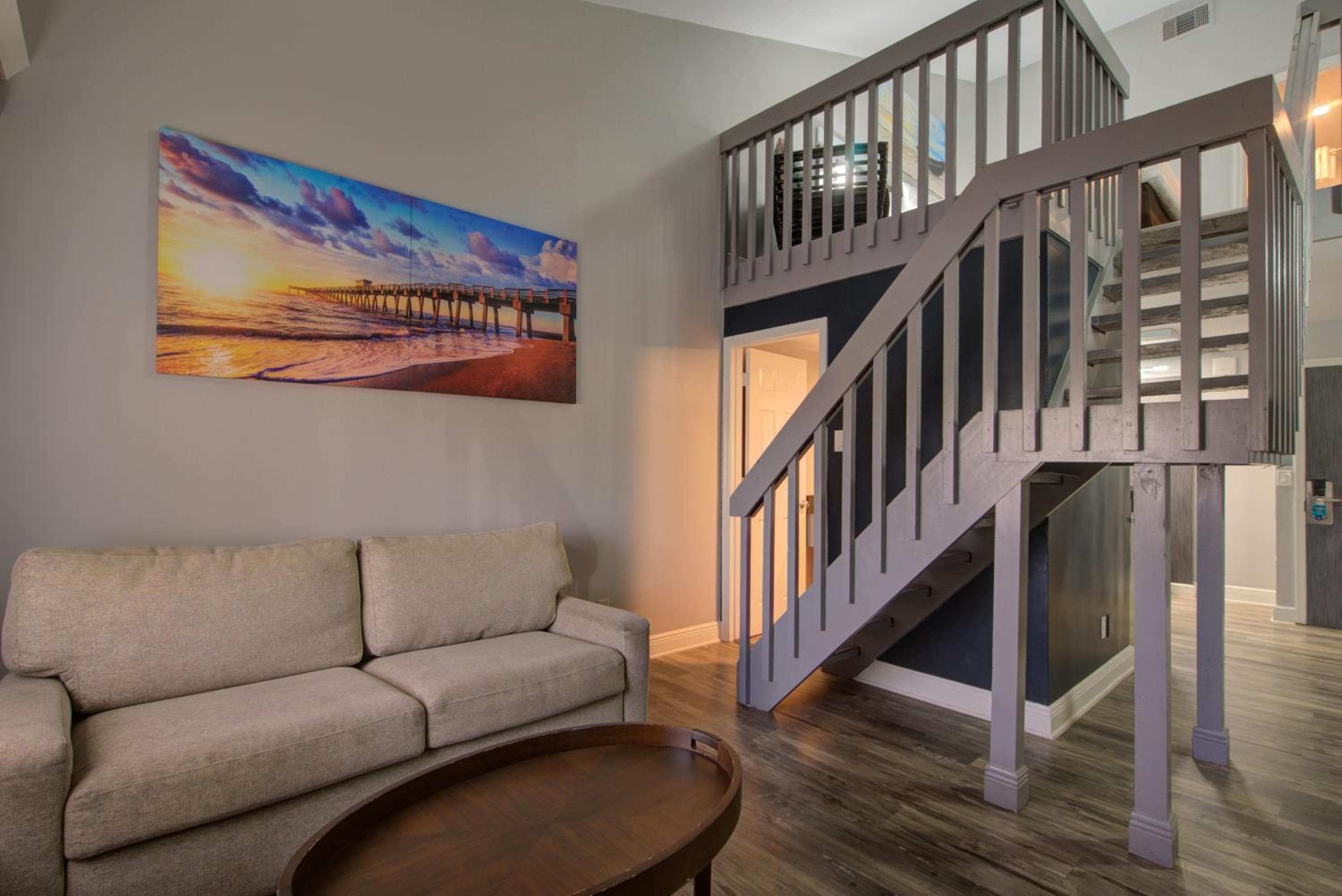 Clarion Pointe Tampa-Brandon Near Fairgrounds and Casino — 9