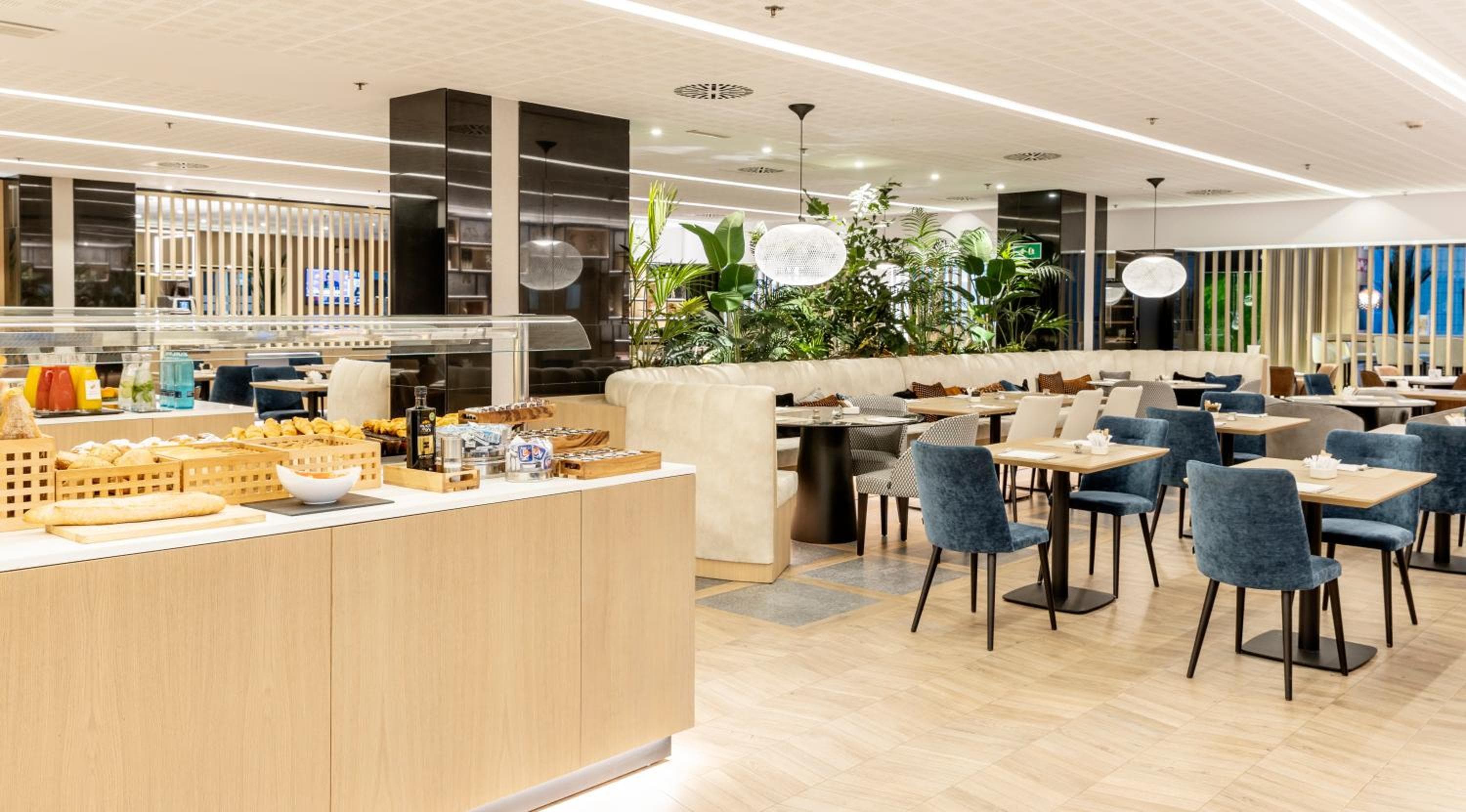 Ilunion Barcellona — 25