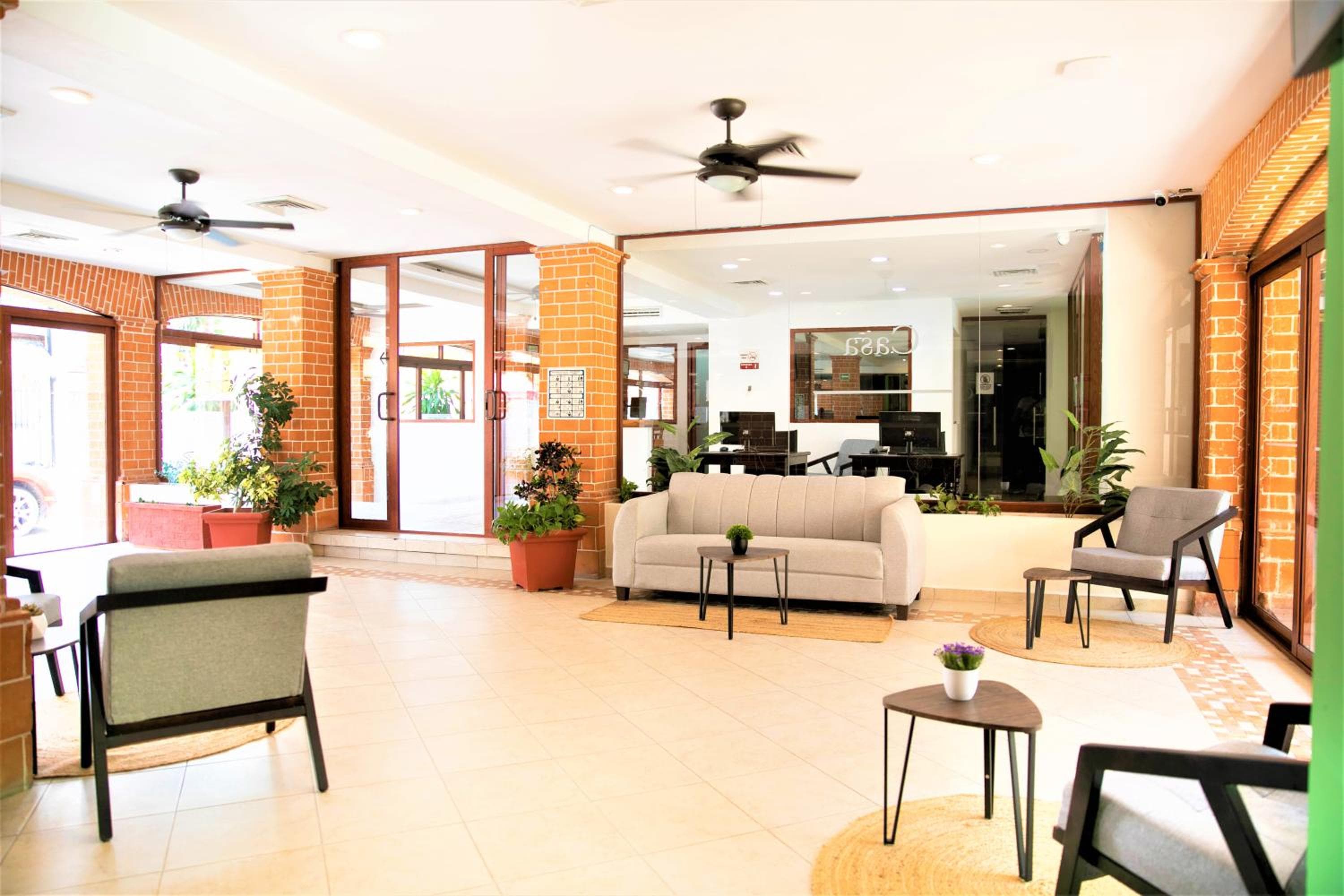 Hotel Colonial Playa del Carmen — 17