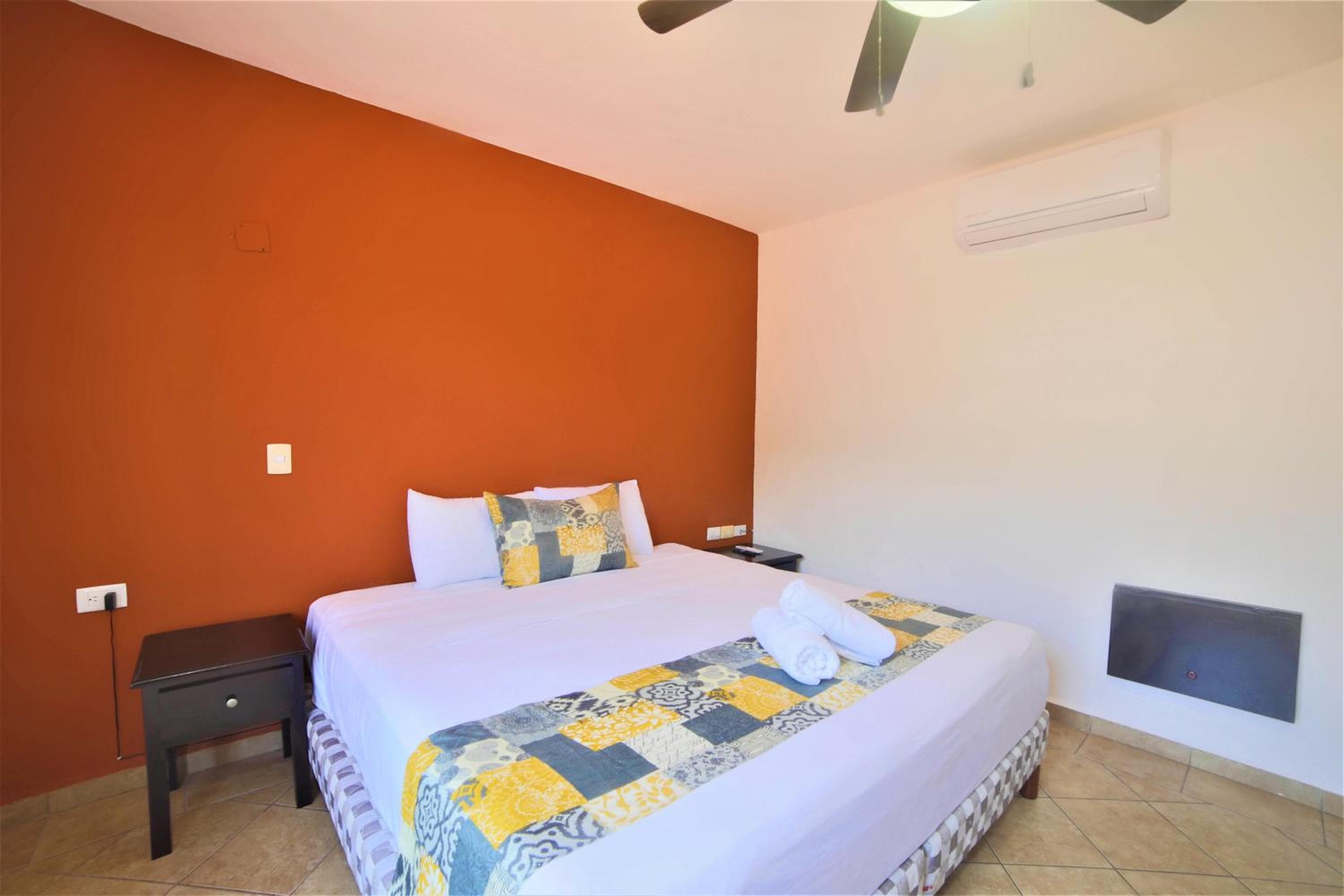 Hotel Colonial Playa del Carmen — 28
