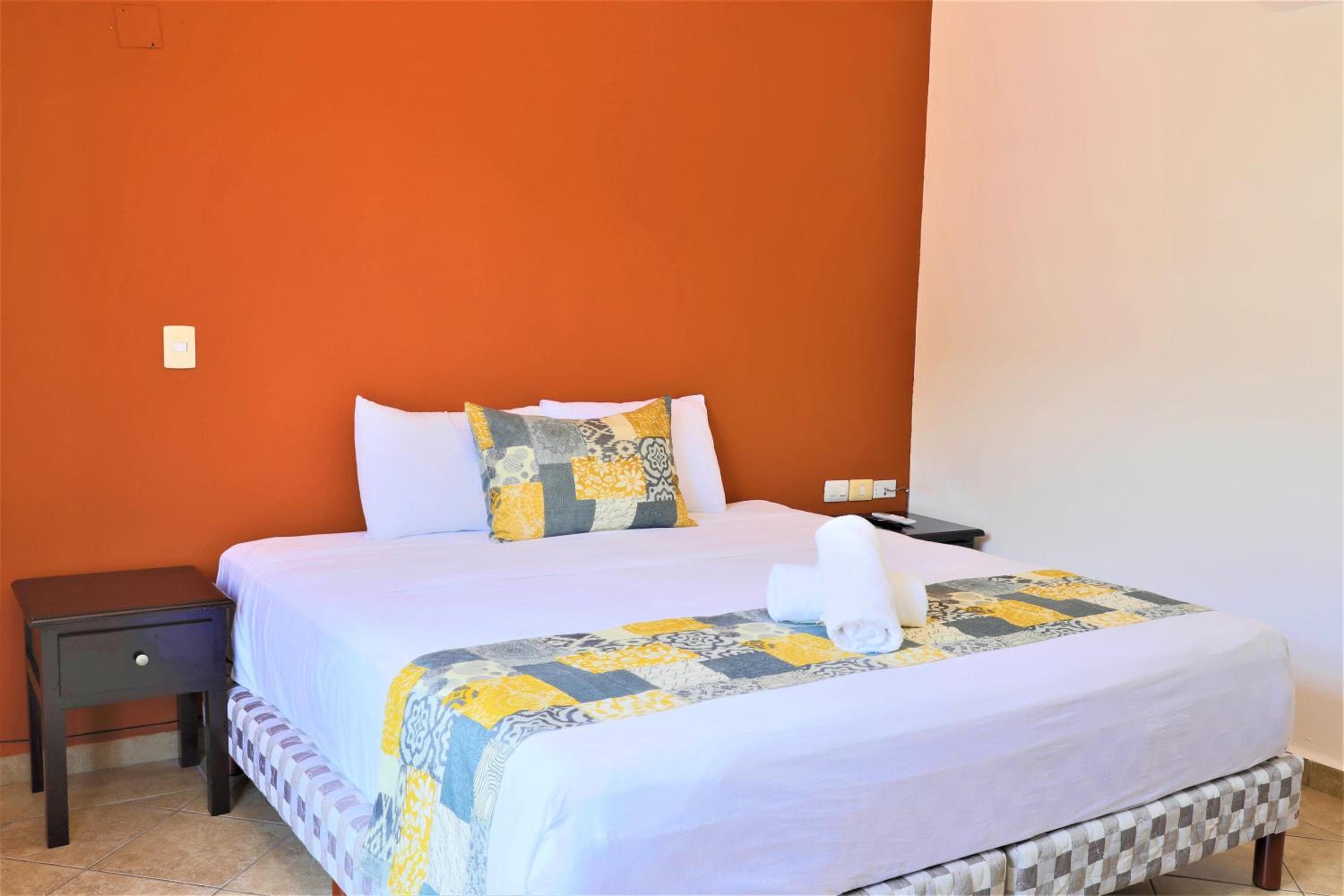 Hotel Colonial Playa del Carmen — 14