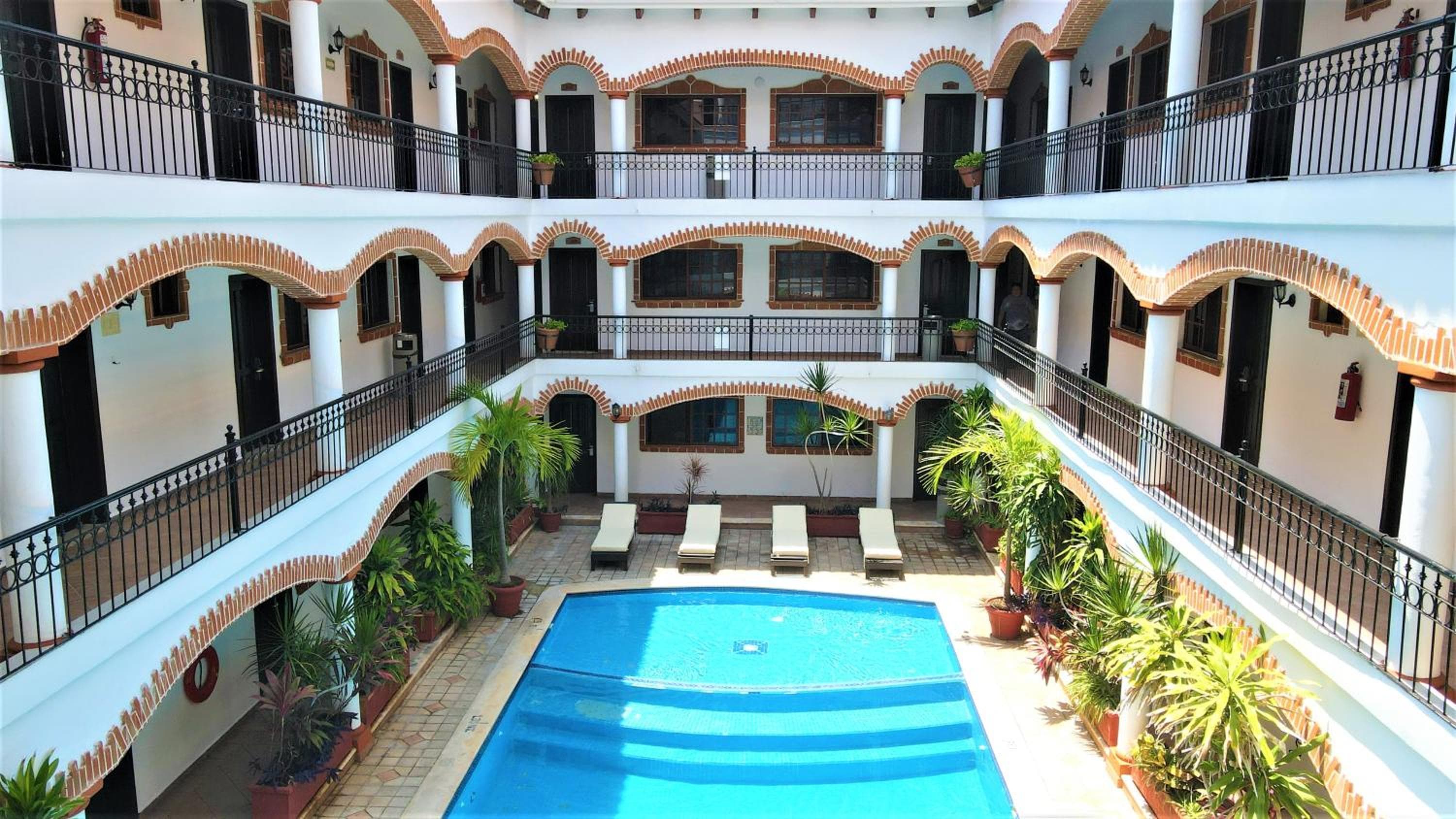Hotel Colonial Playa del Carmen — 25