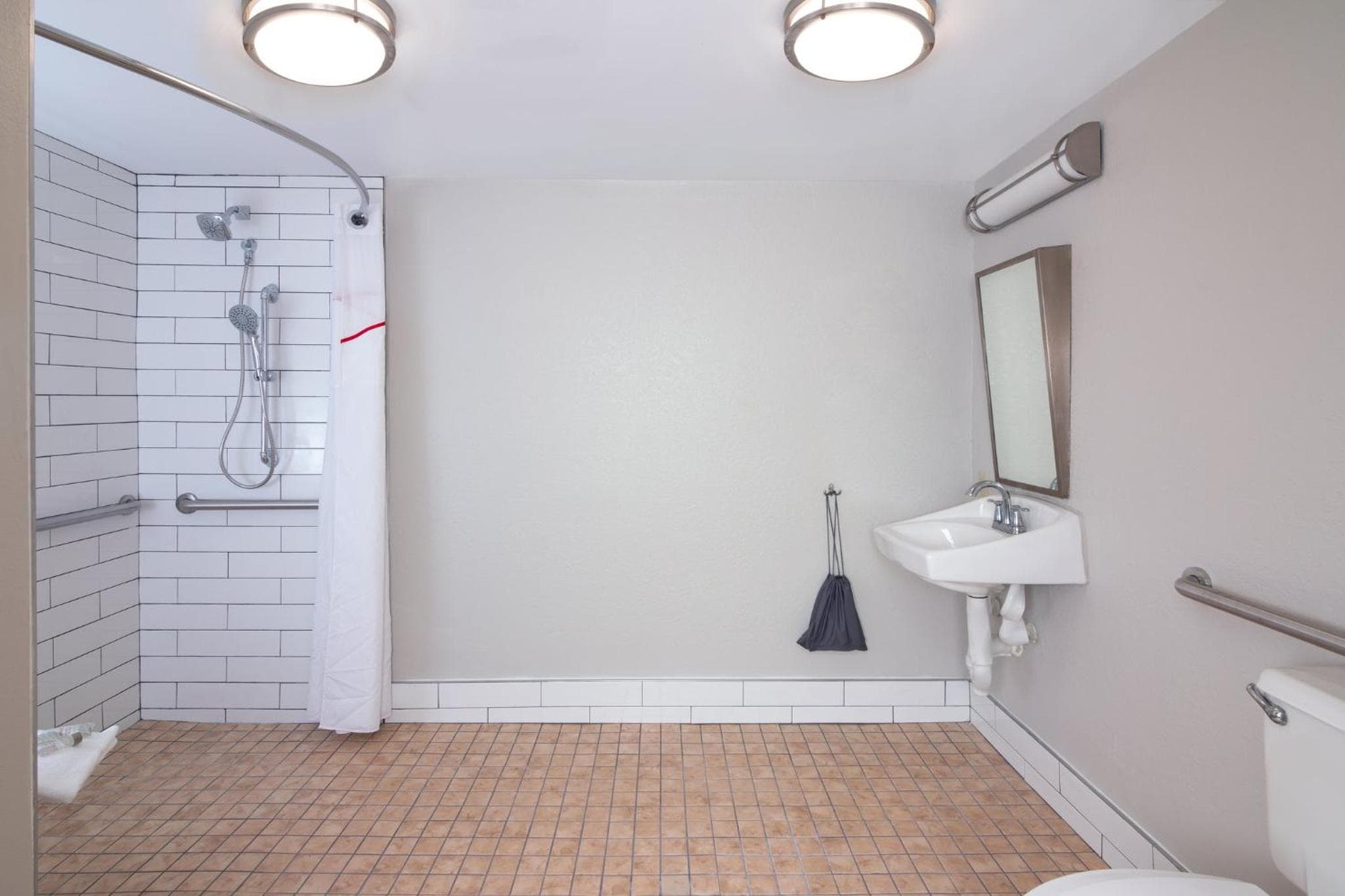 Red Roof Inn PLUS Miami Airport — 12