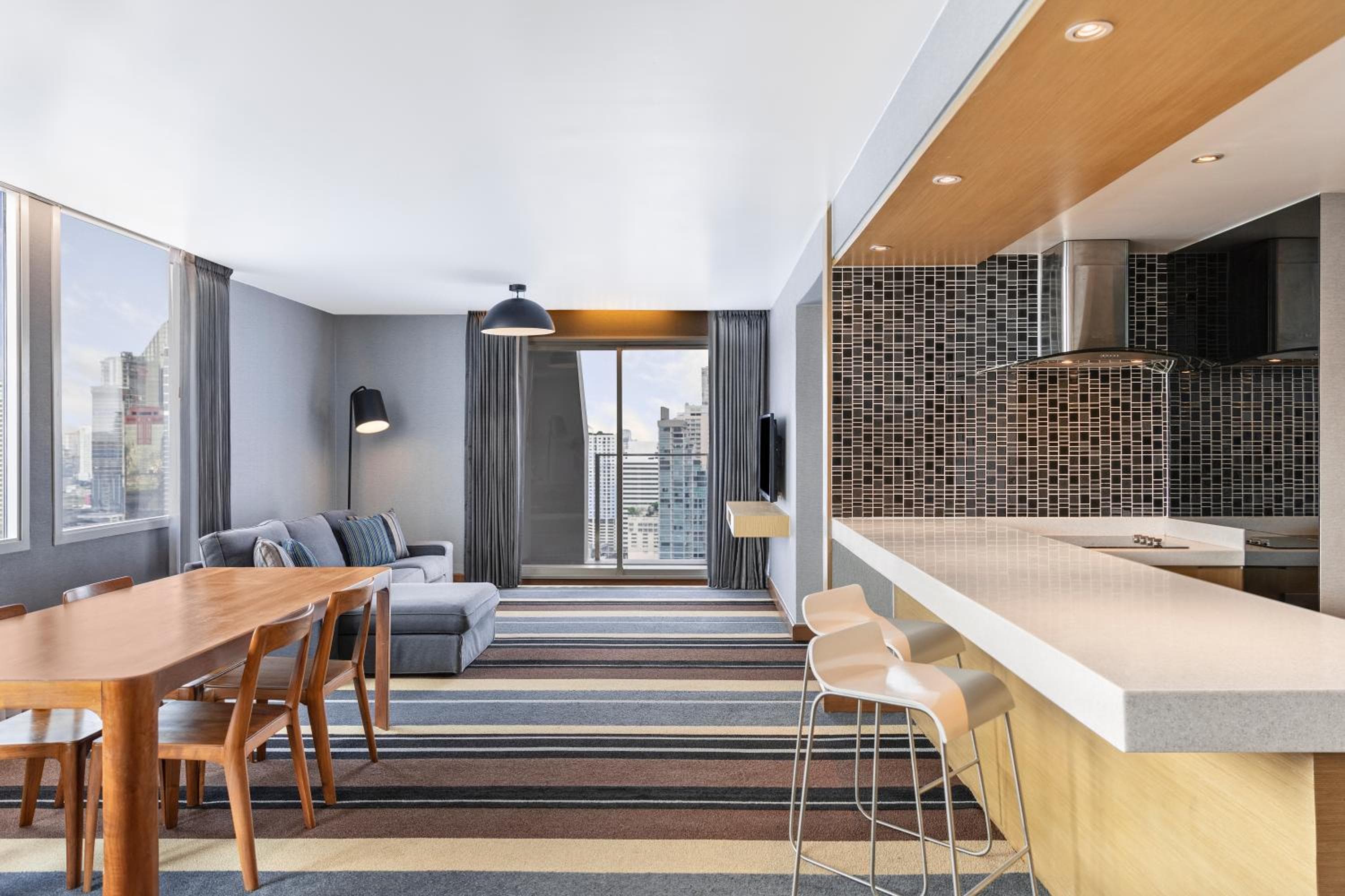 Aloft by Marriott Bangkok Sukhumvit 11 — 13