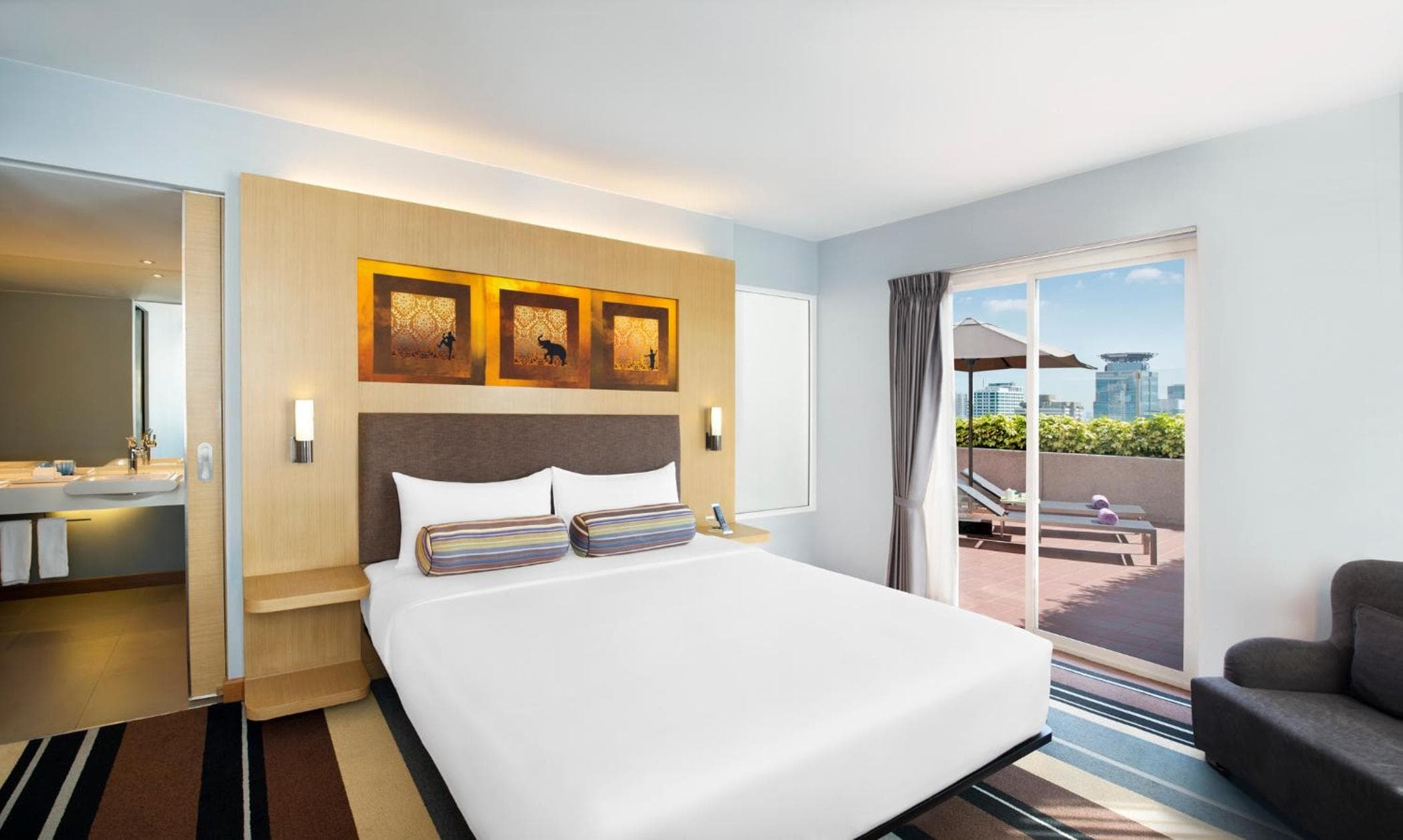 Aloft by Marriott Bangkok Sukhumvit 11 — 7