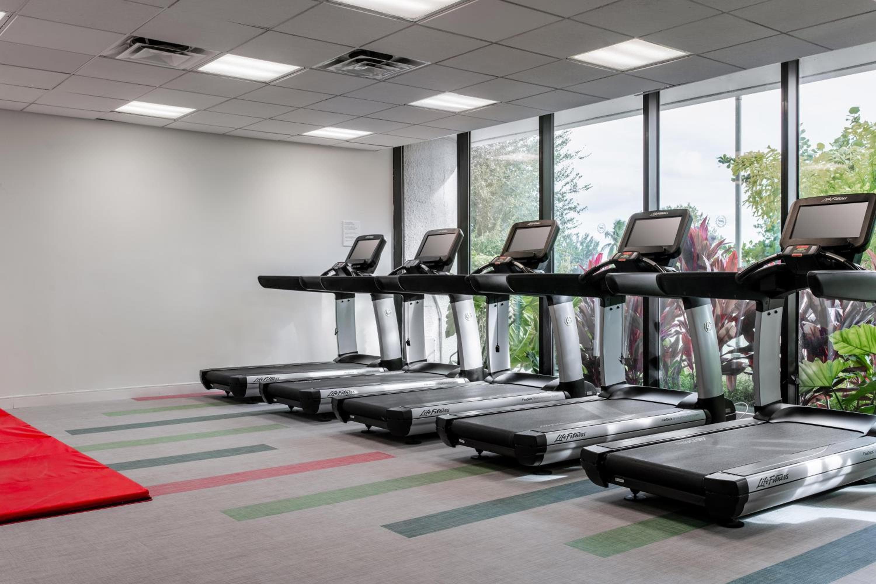 Sheraton Miami Airport Hotel and Executive Meeting Center — 6