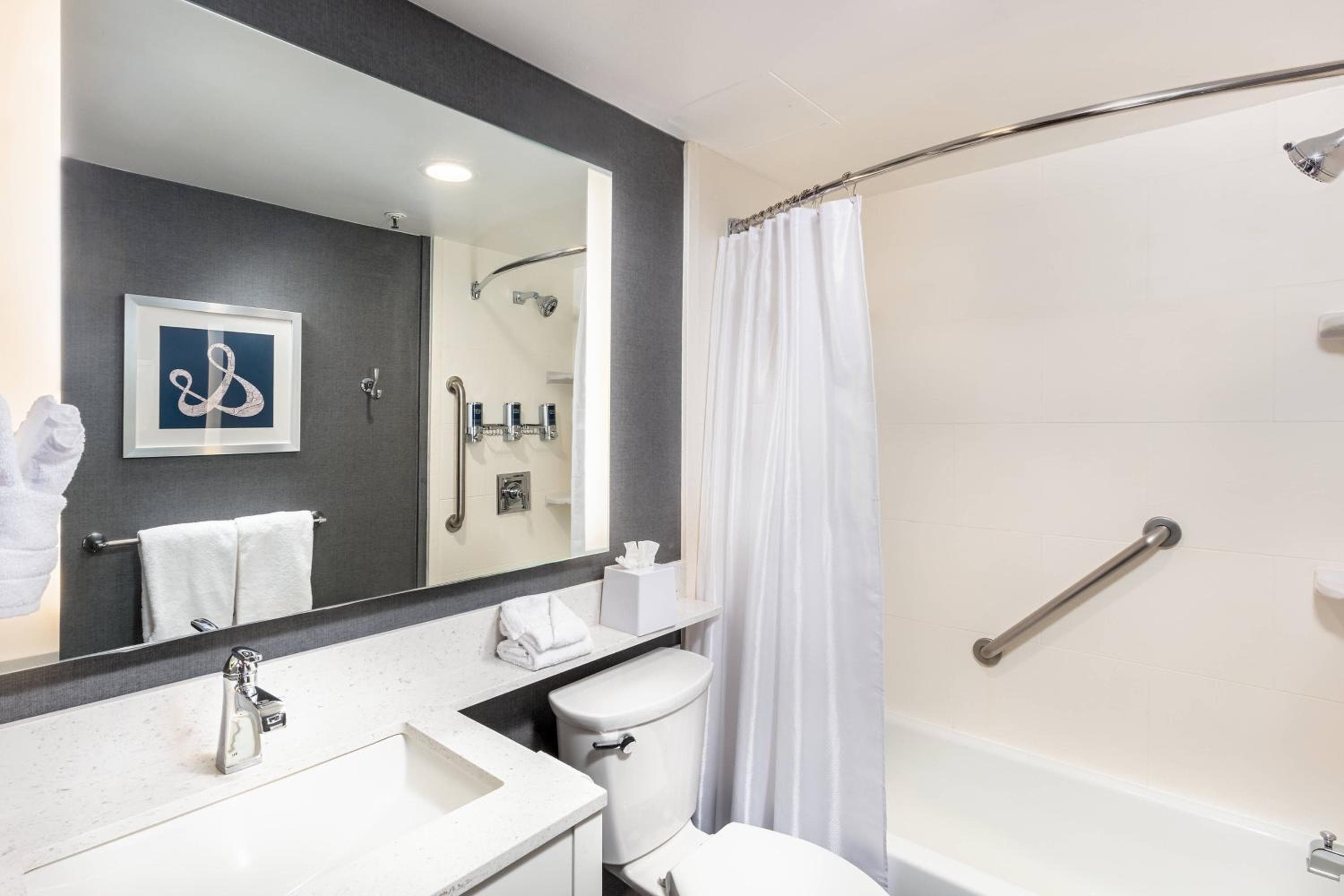 Four Points by Sheraton Los Angeles Westside — 10