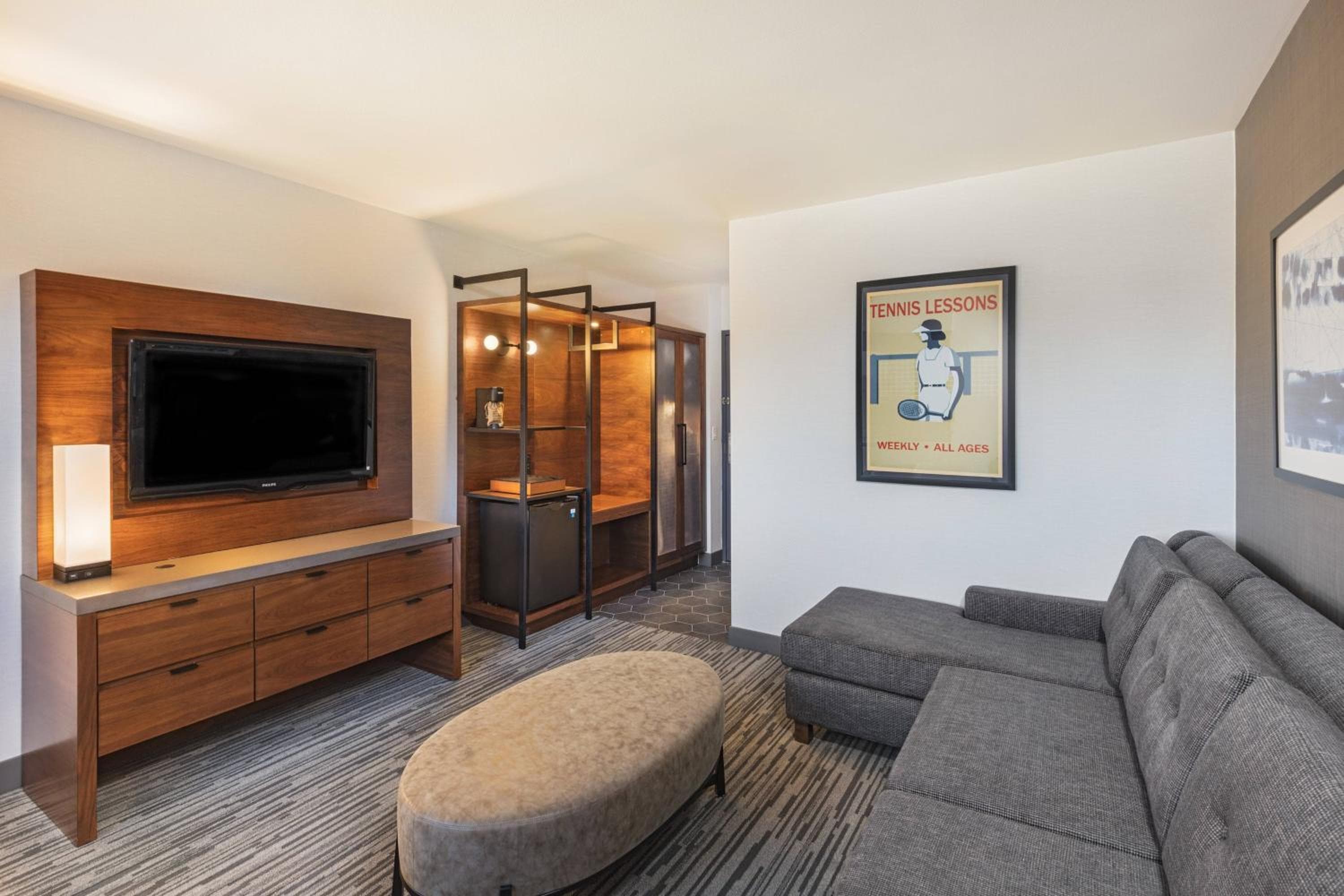 Four Points by Sheraton Los Angeles Westside — 13
