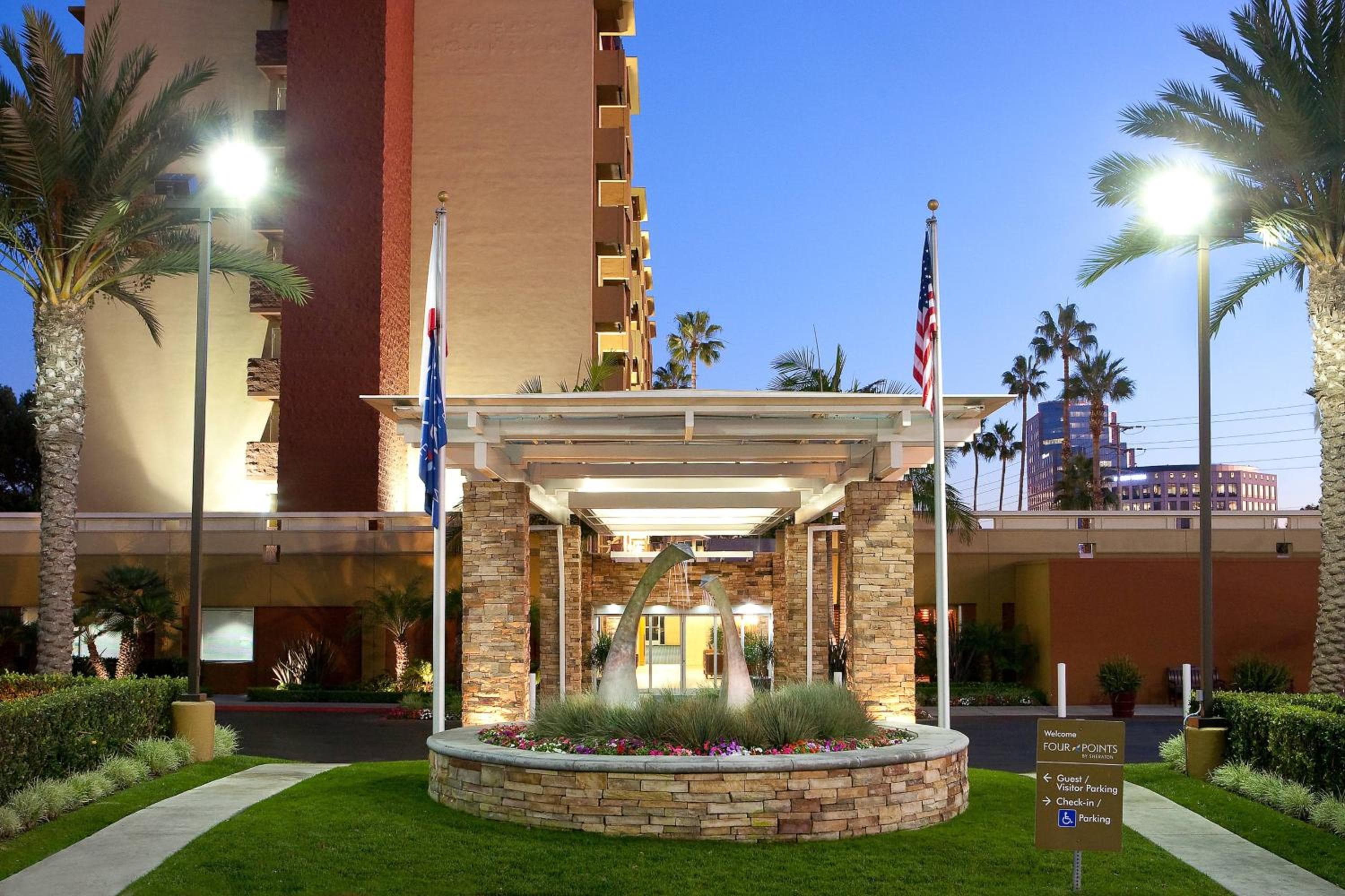 Four Points by Sheraton Los Angeles Westside — 2