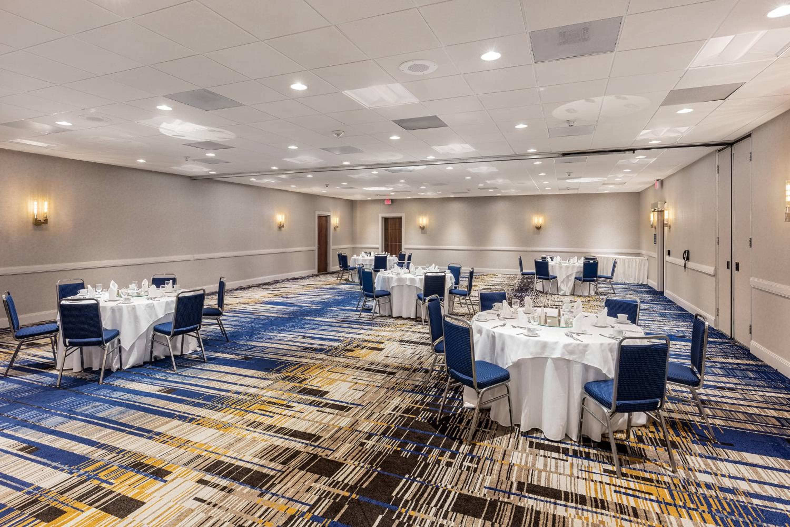 Four Points by Sheraton Los Angeles Westside — 24