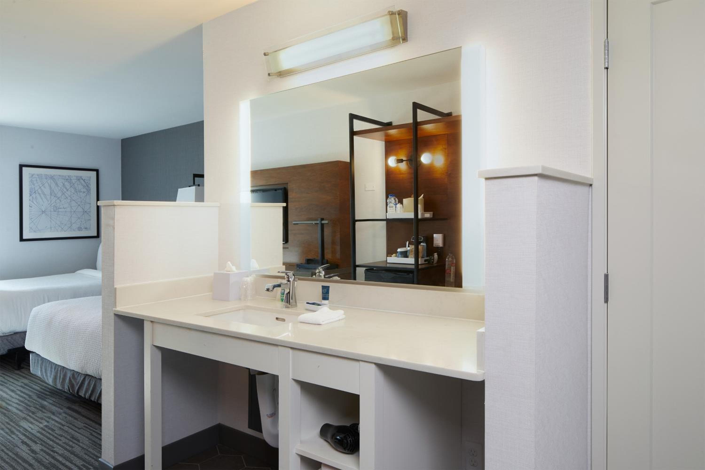 Four Points by Sheraton Los Angeles Westside — 12