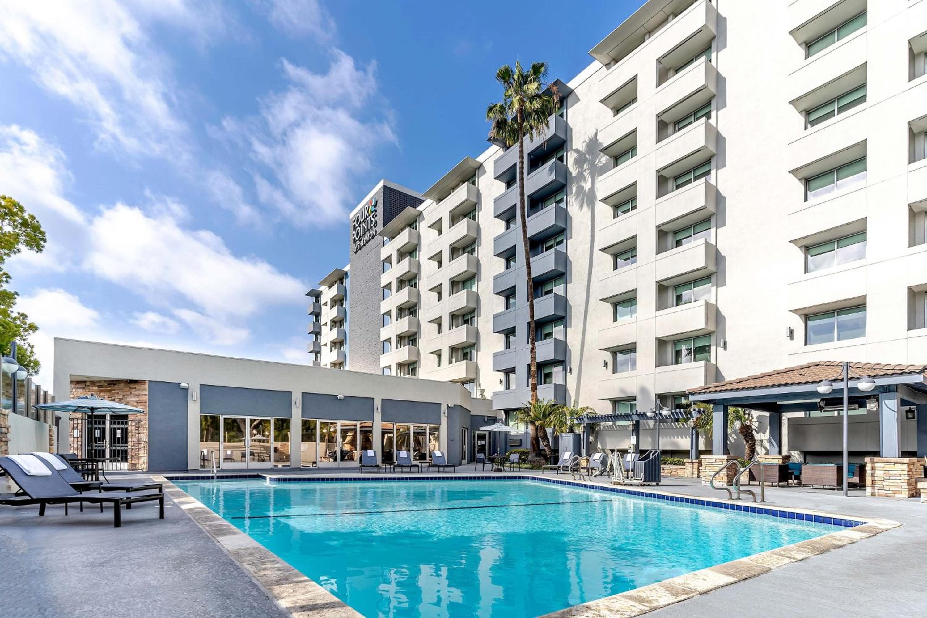 Four Points by Sheraton Los Angeles Westside — 18