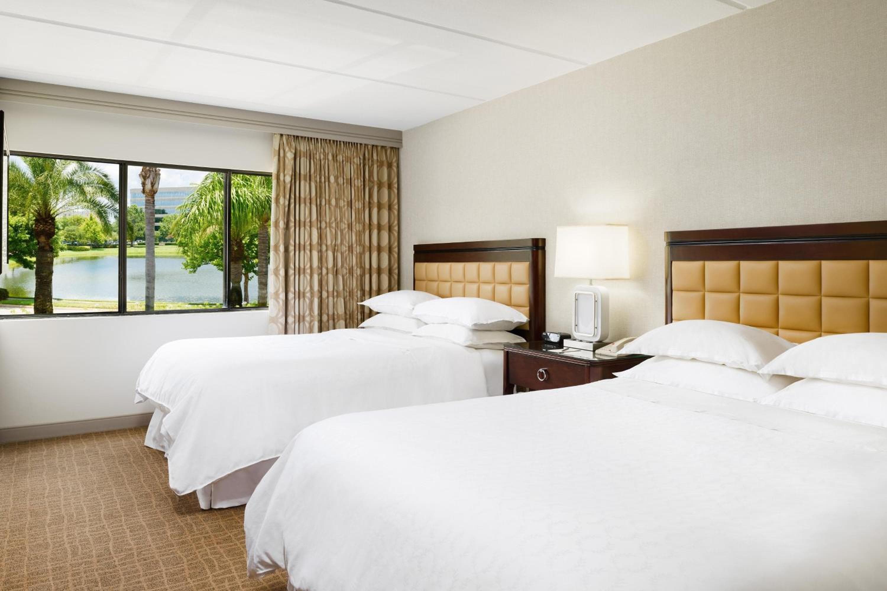 Sheraton Suites Orlando Flughafenhotel — 8