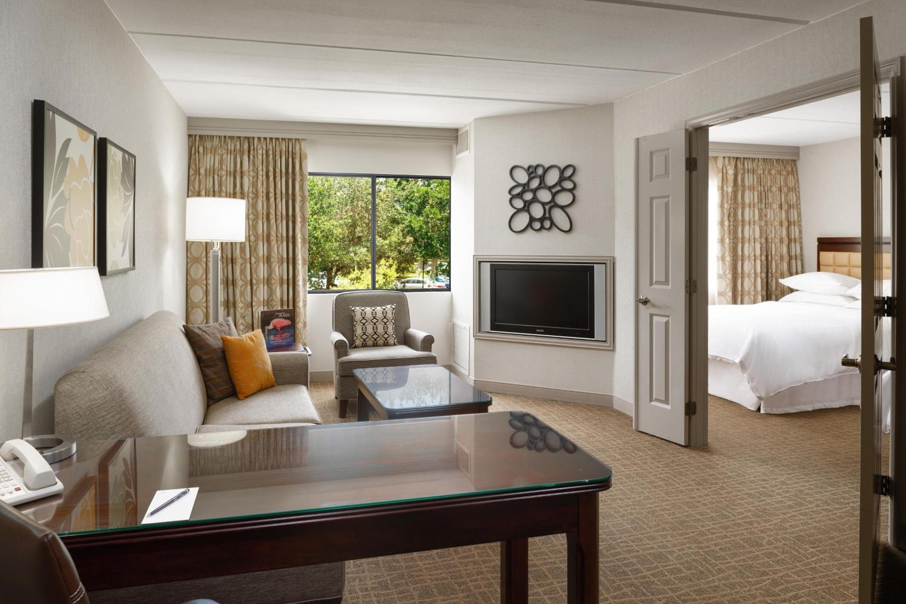 Sheraton Suites Orlando Flughafenhotel — 7