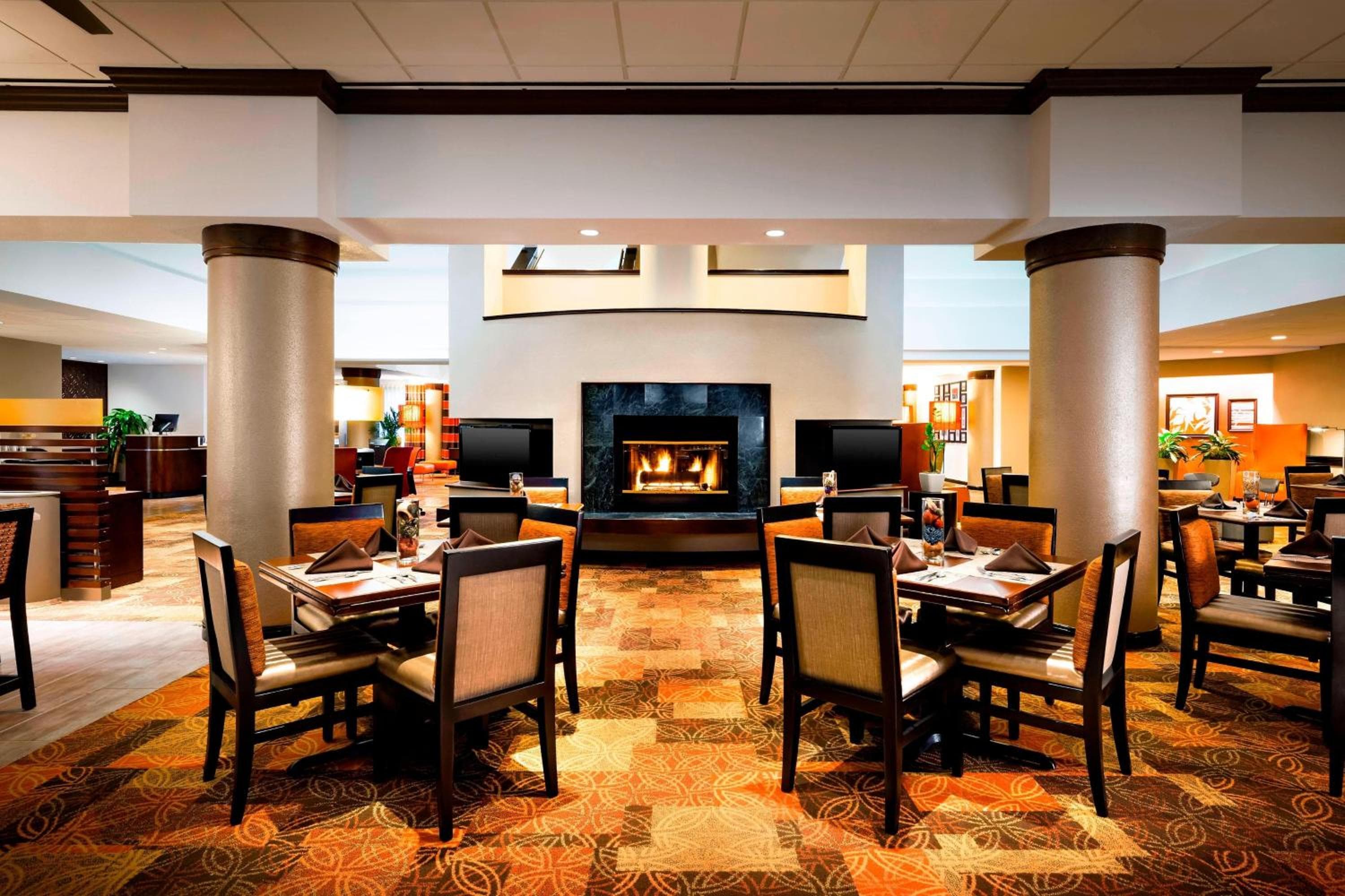 Sheraton Suites Orlando Flughafenhotel — 17