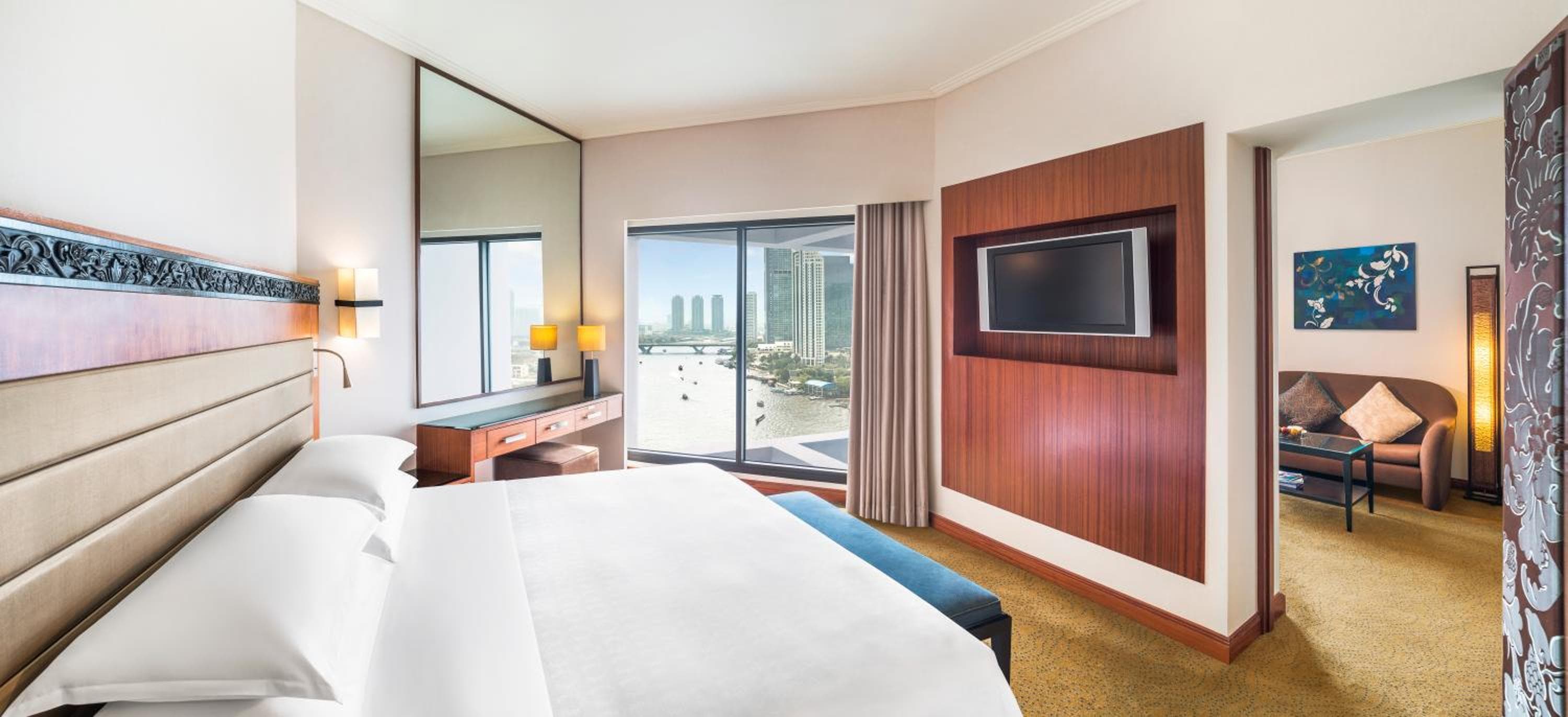 Royal Orchid Sheraton Riverside Hotel Bangkok — 18