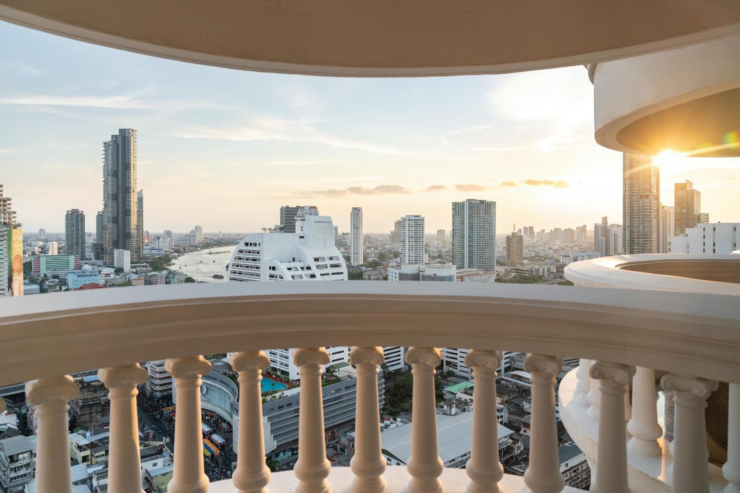 lebua at State Tower hotel, State Tower 1055 Silom Road, Bangrak, Bangkok, Thailand — photo 26