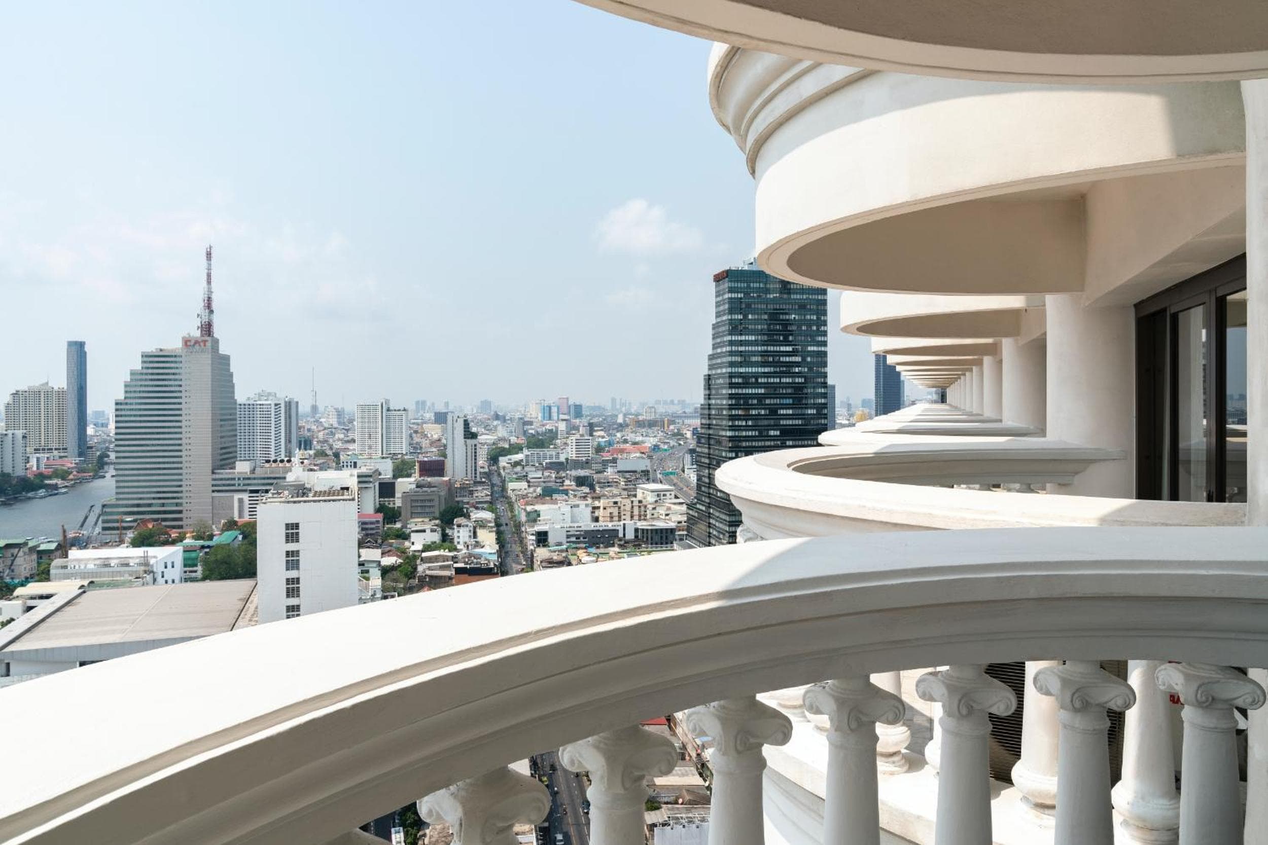 lebua at State Tower hotel, State Tower 1055 Silom Road, Bangrak, Bangkok, Thailand — photo 51