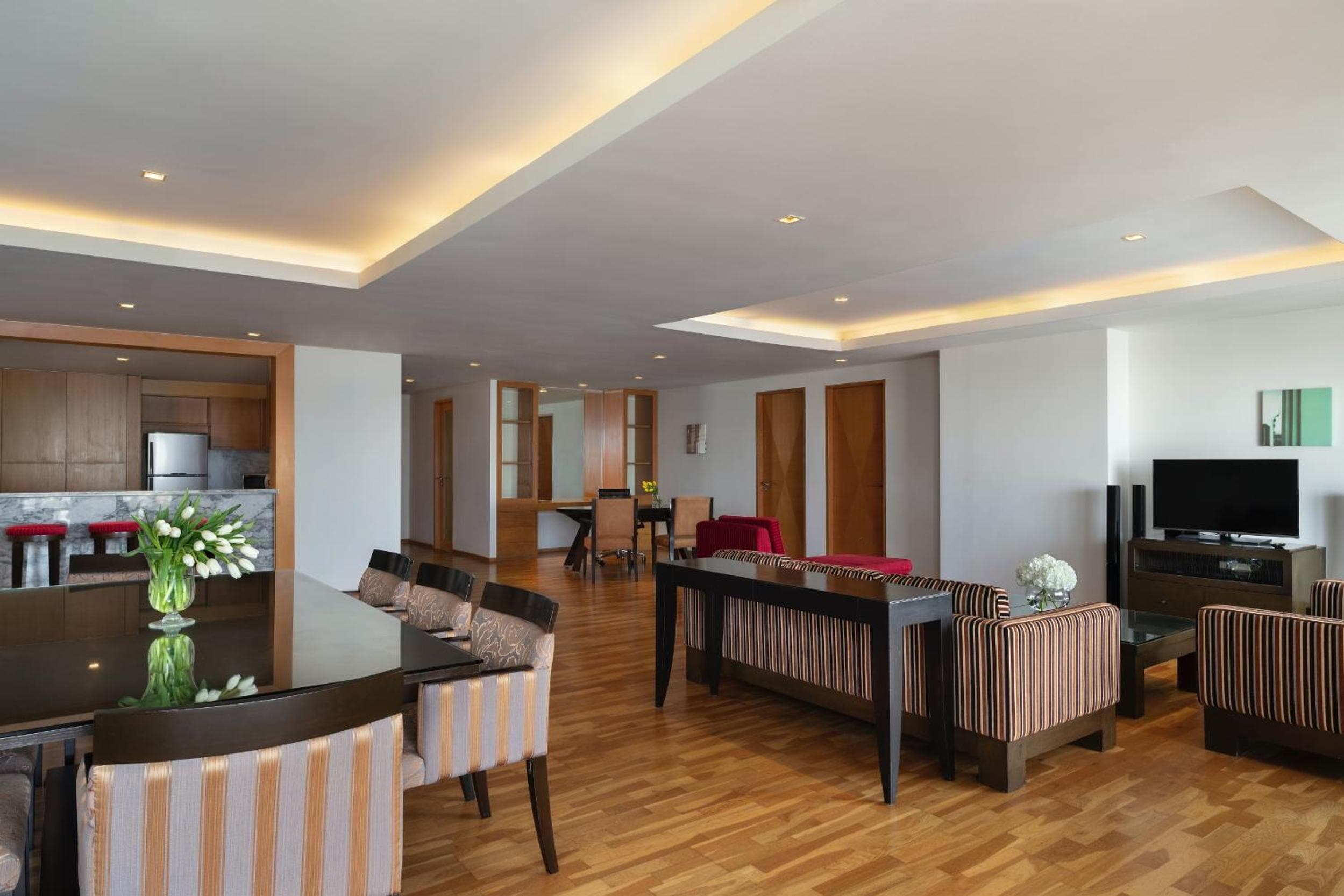 lebua at State Tower hotel, State Tower 1055 Silom Road, Bangrak, Bangkok, Thailand — photo 59