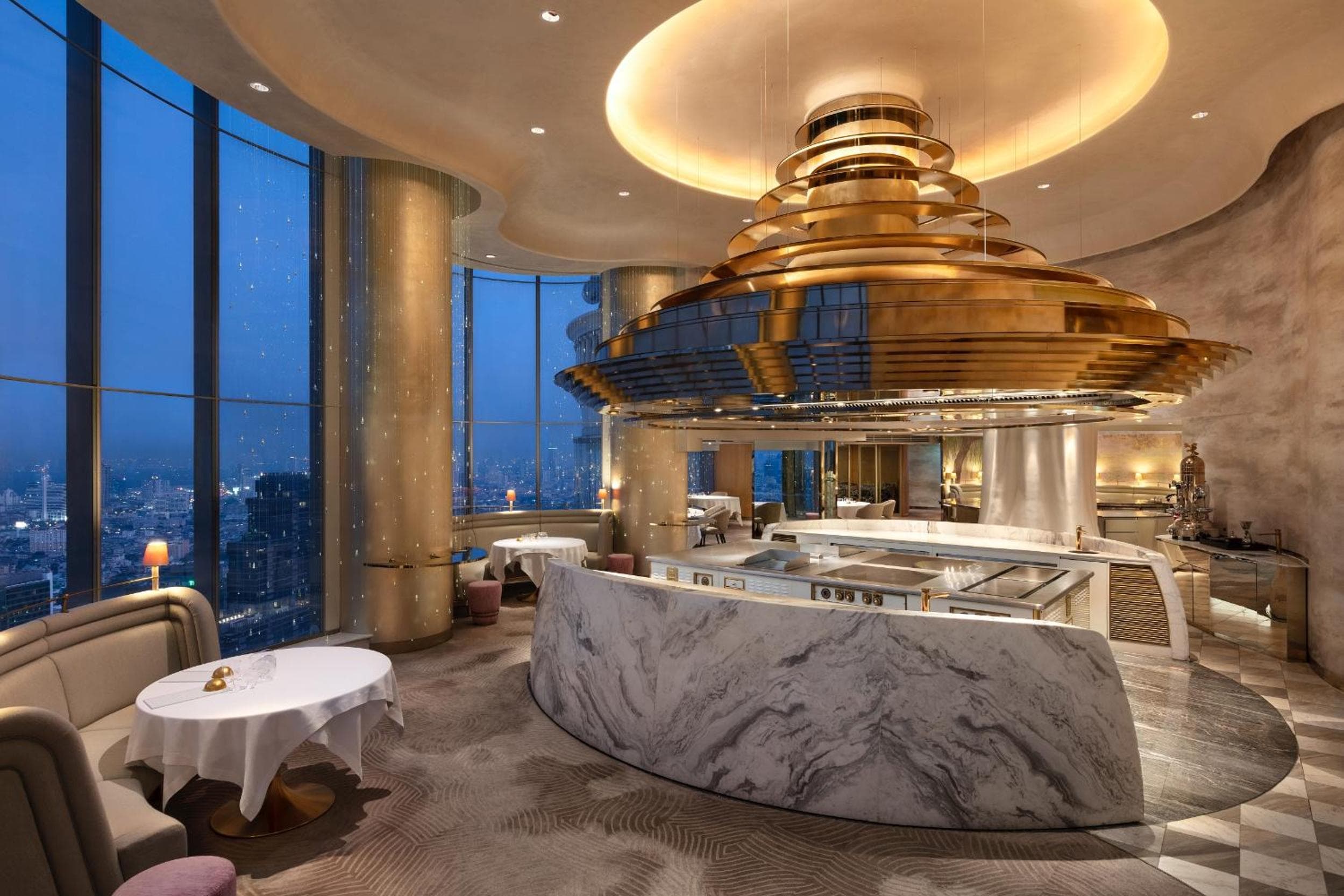 lebua at State Tower hotel, State Tower 1055 Silom Road, Bangrak, Bangkok, Thailand — photo 101