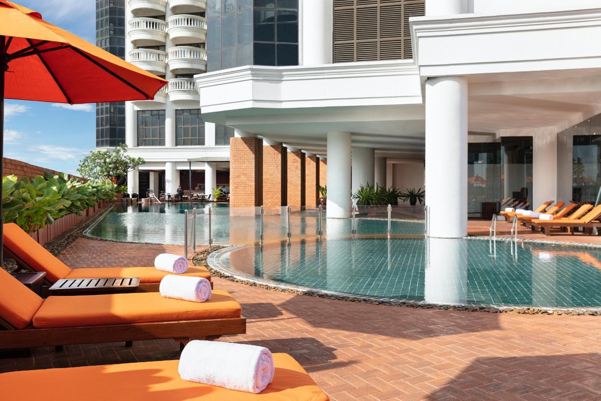 lebua at State Tower hotel, State Tower 1055 Silom Road, Bangrak, Bangkok, Thailand — photo 94