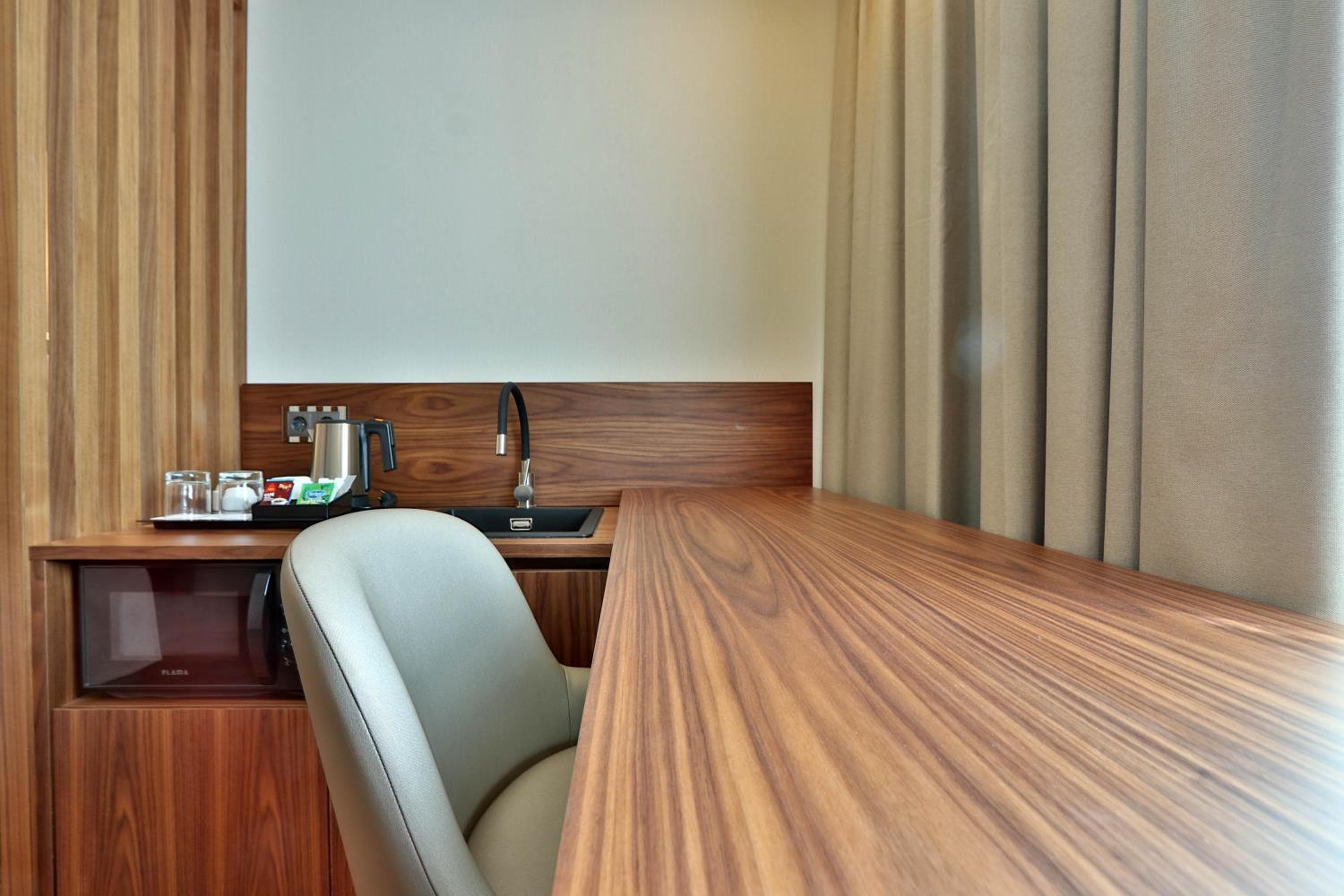 TORINO Iberia Hotel — 12