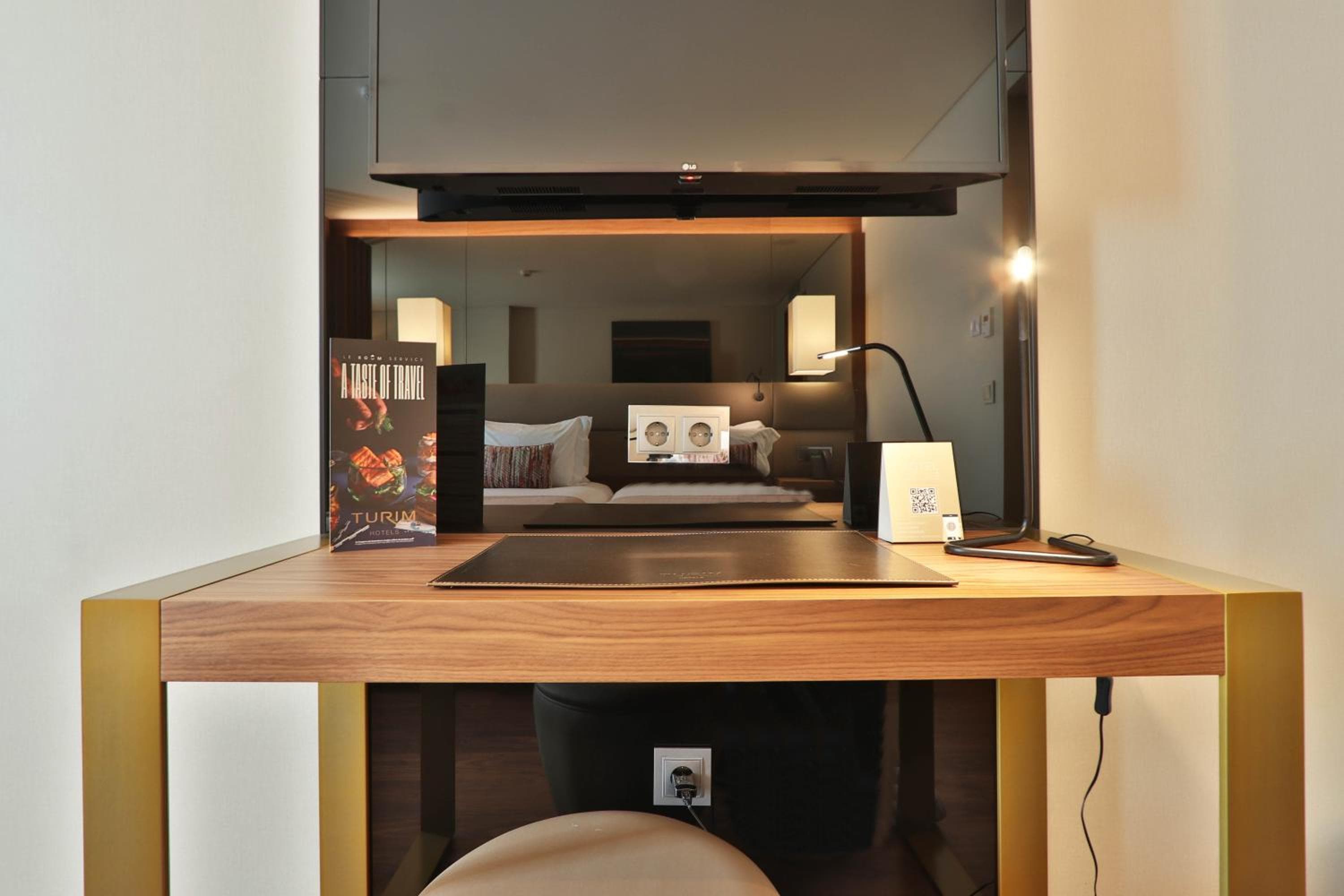 TORINO Iberia Hotel — 16