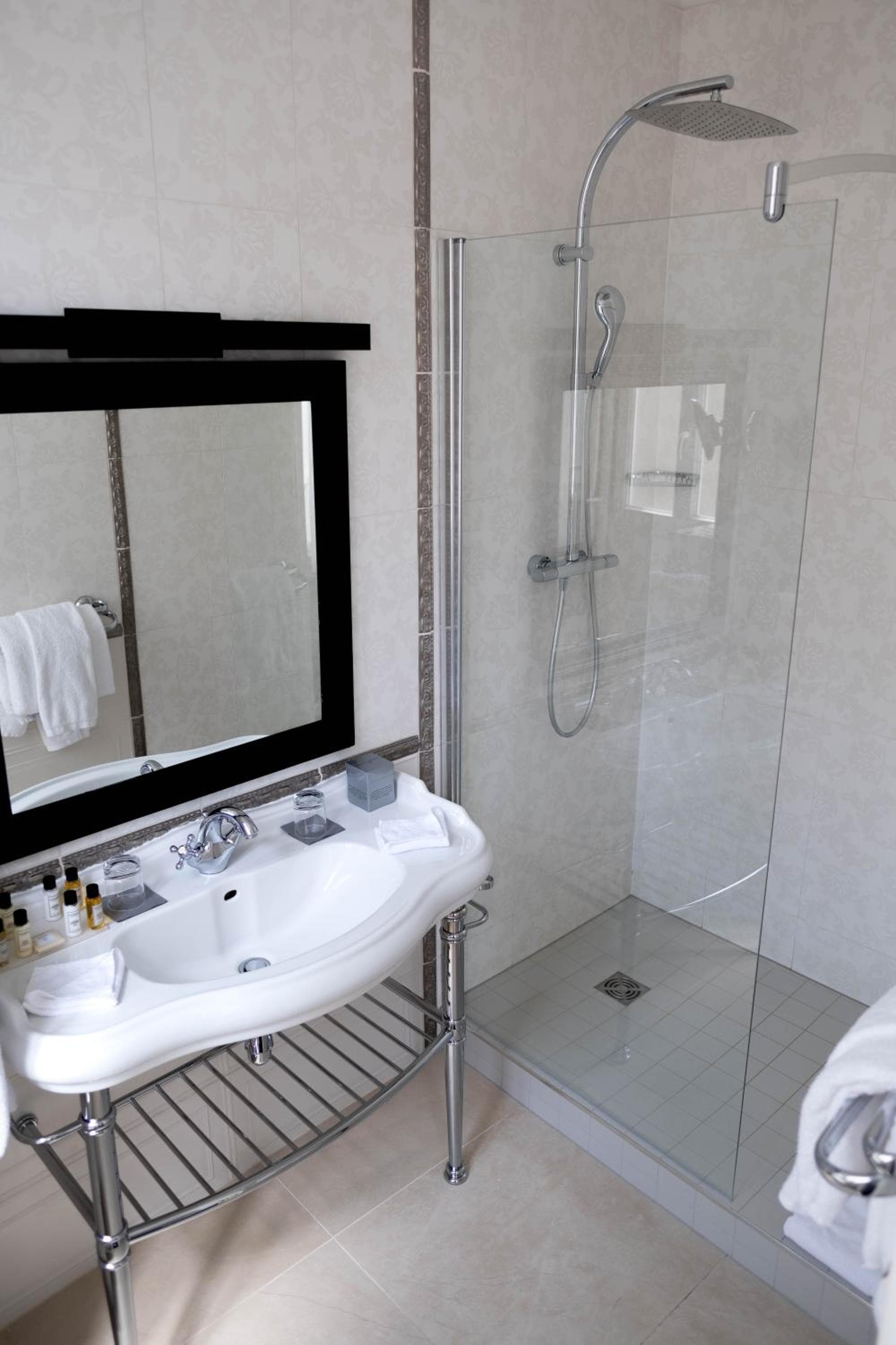 Hotel Claridge Paris — 26