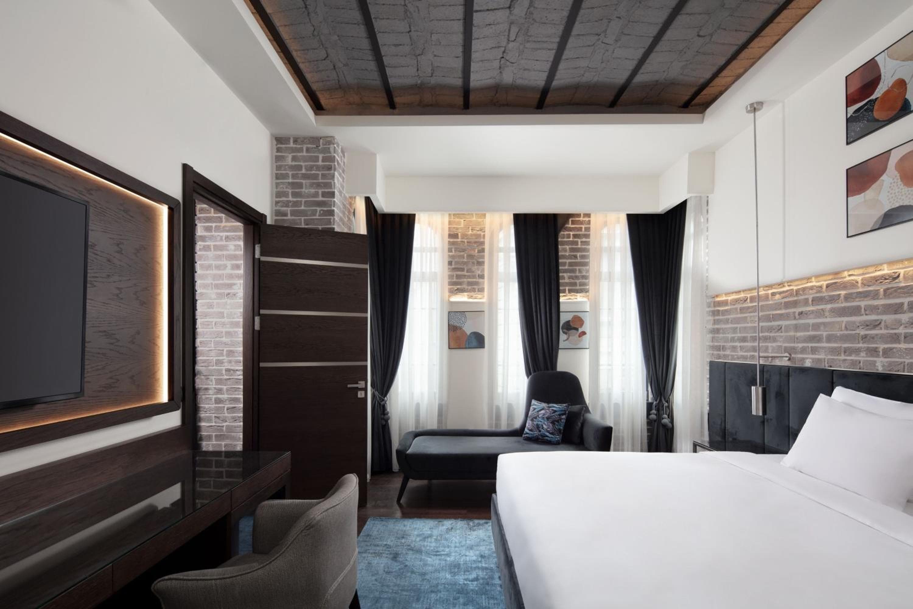 DeCamondo Galata, a Tribute Portfolio Hotel — 18