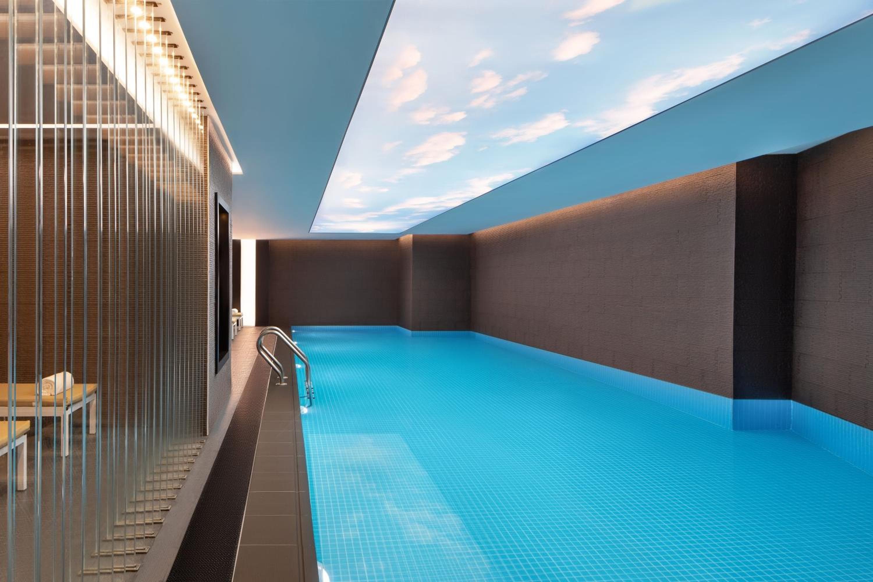 Sheraton Istanbul City Center — 29
