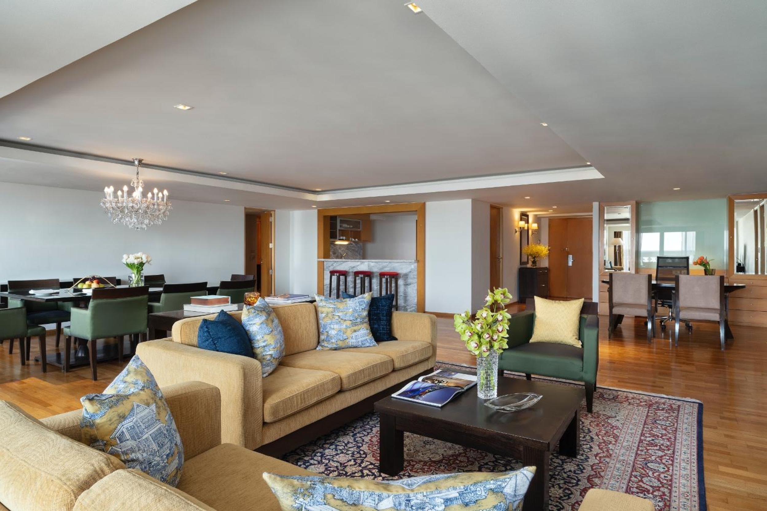 Tower Club at lebua — 23