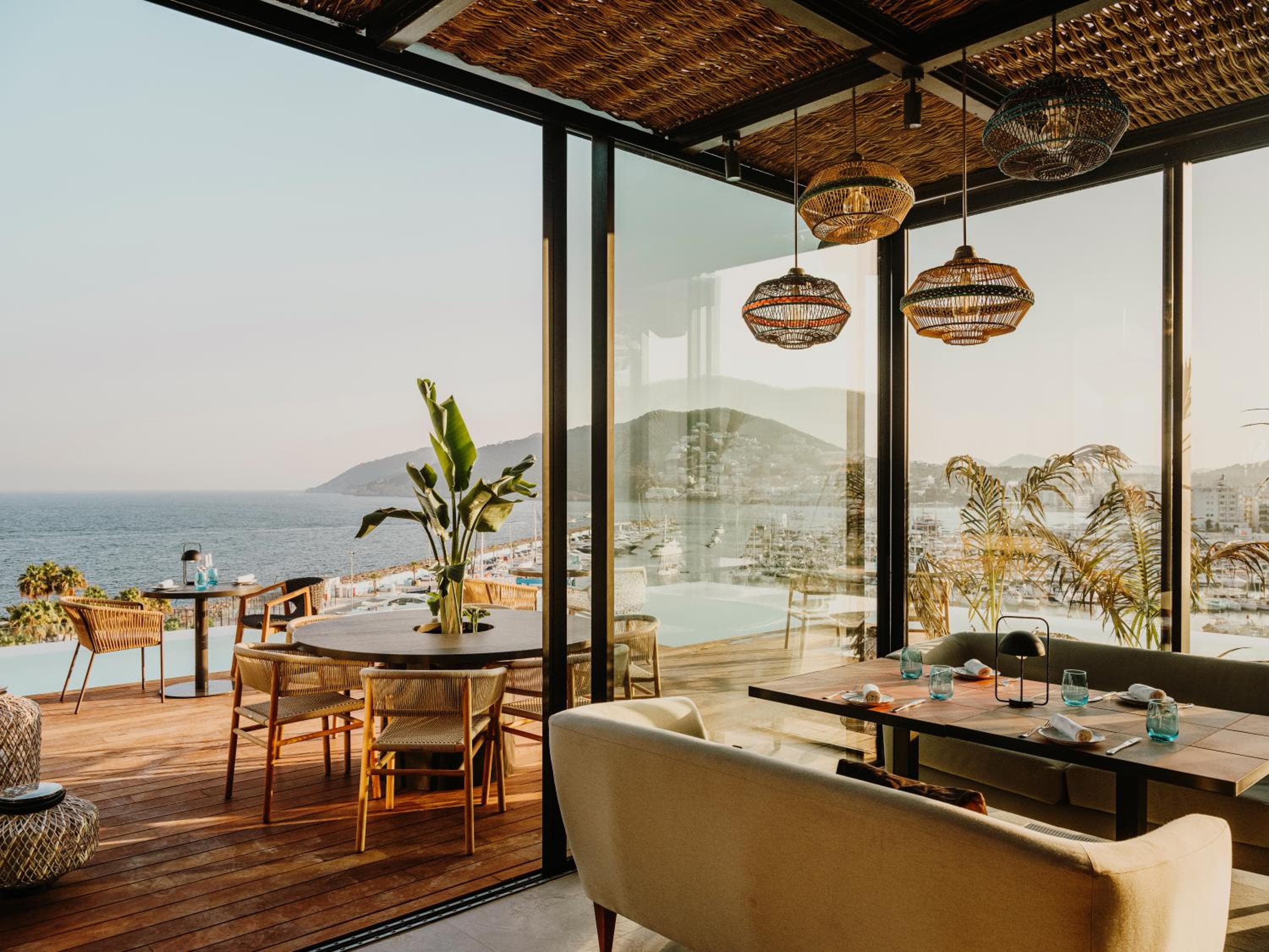 Aguas de Ibiza Grand Luxe Hotel - Piccolo hotel di lusso nel mondo — 14