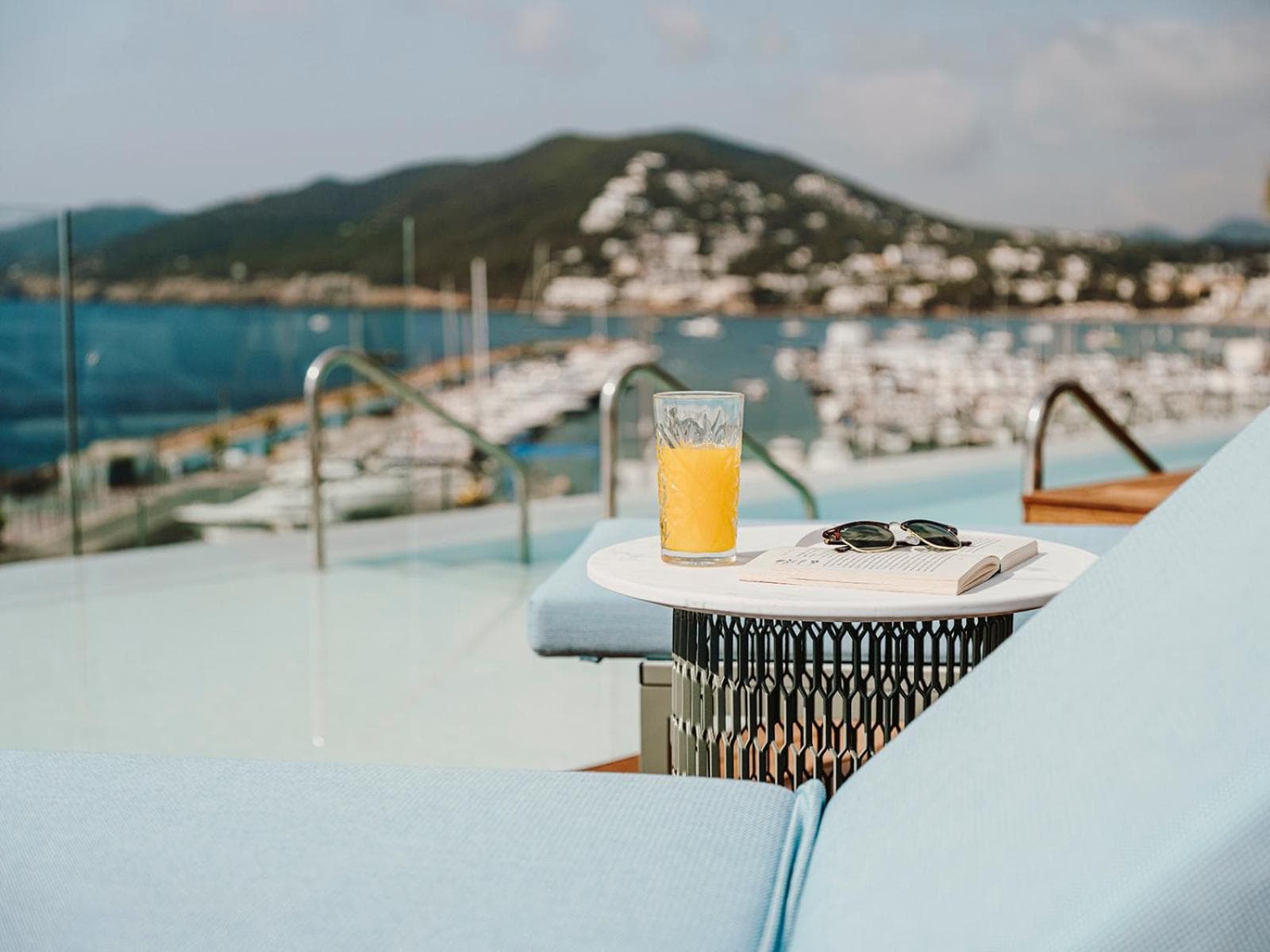 Aguas de Ibiza Grand Luxe Hotel - Piccolo hotel di lusso nel mondo — 3