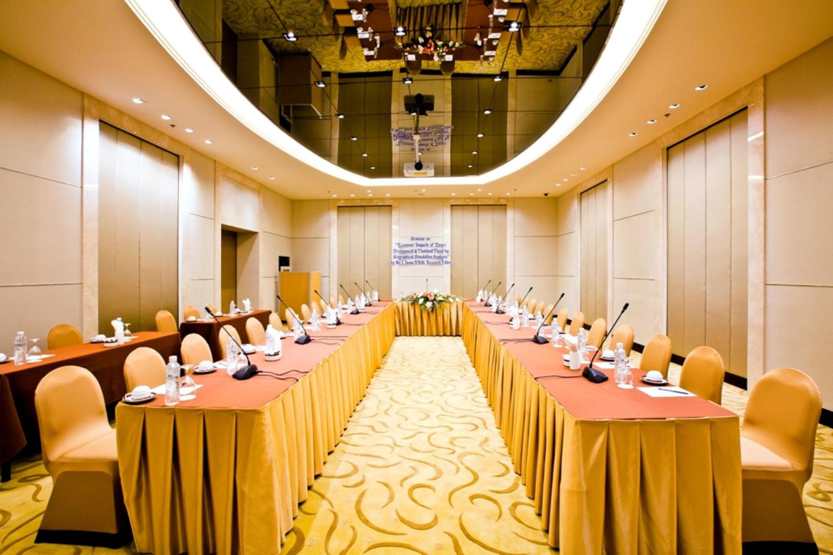 Royal Princess Larn Luang - SHA Extra Plus — 18