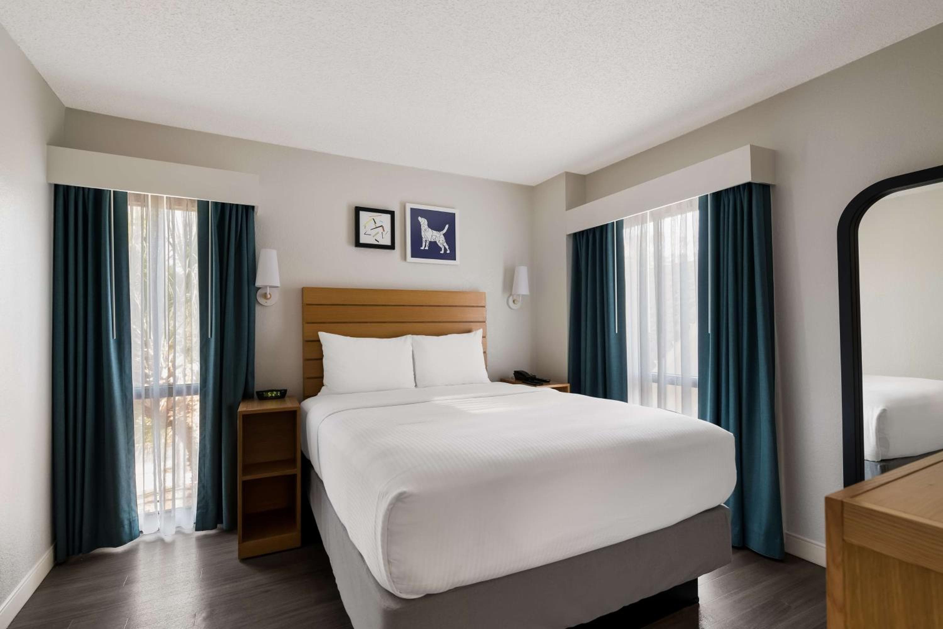 Sonesta ES Suites Orlando International Drive — 15