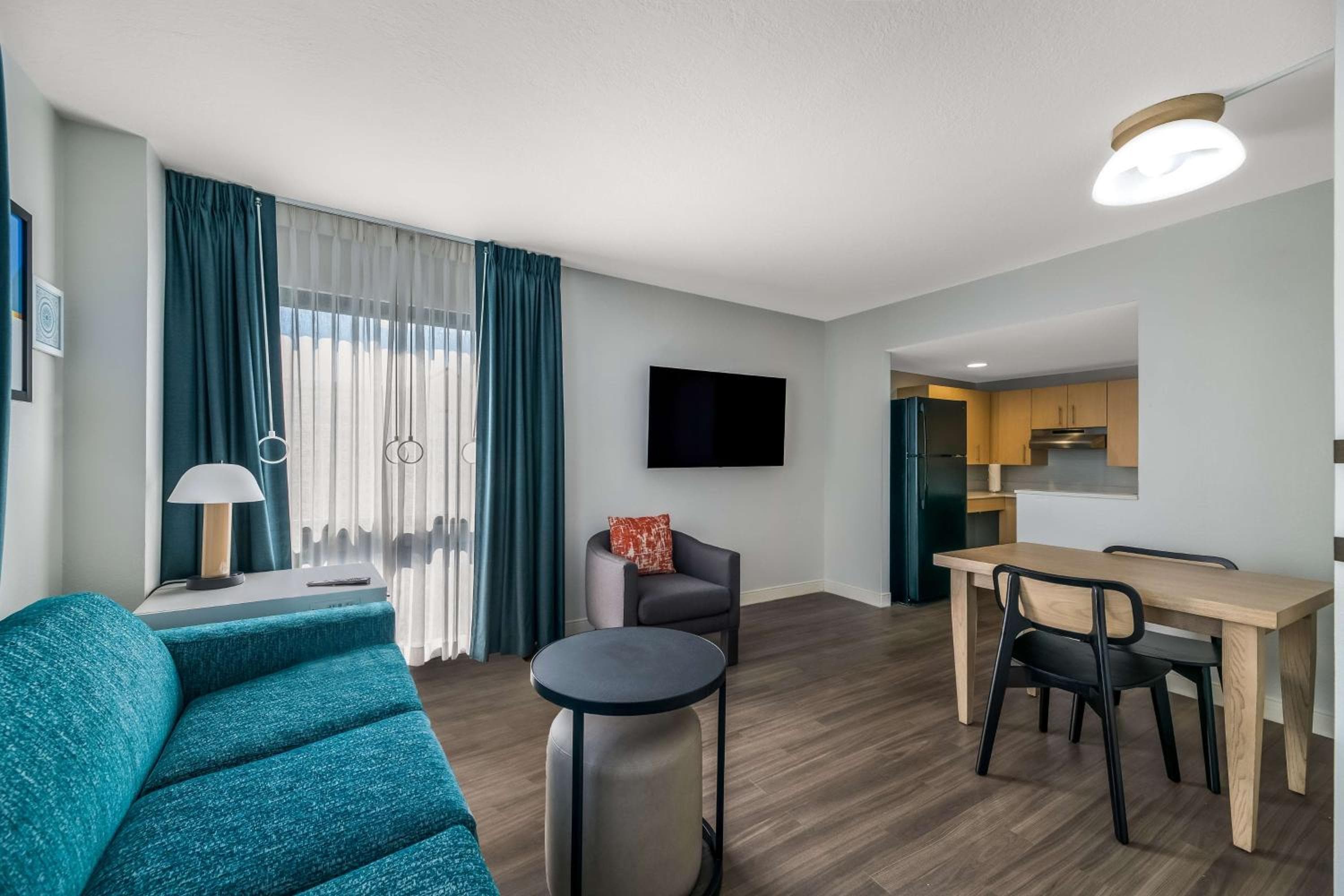 Sonesta ES Suites Orlando International Drive — 16