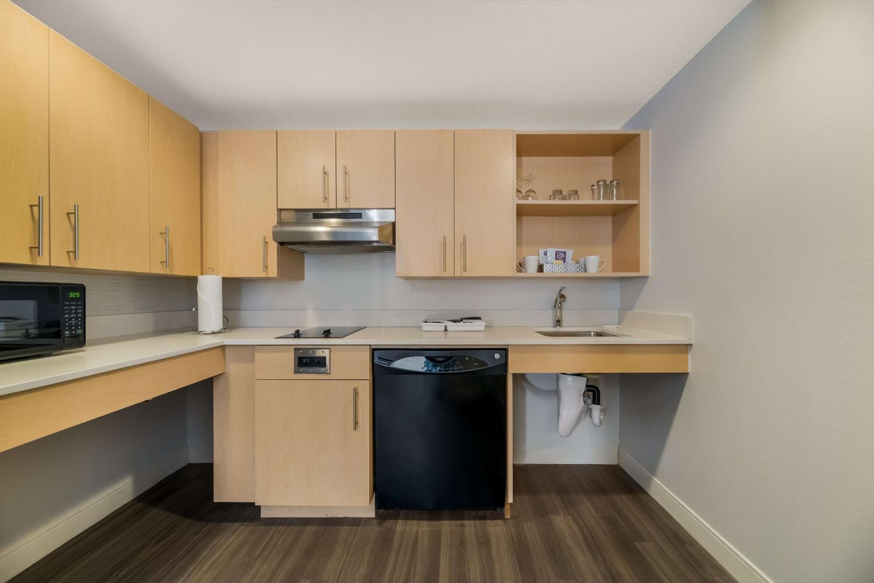 Sonesta ES Suites Orlando International Drive — 7