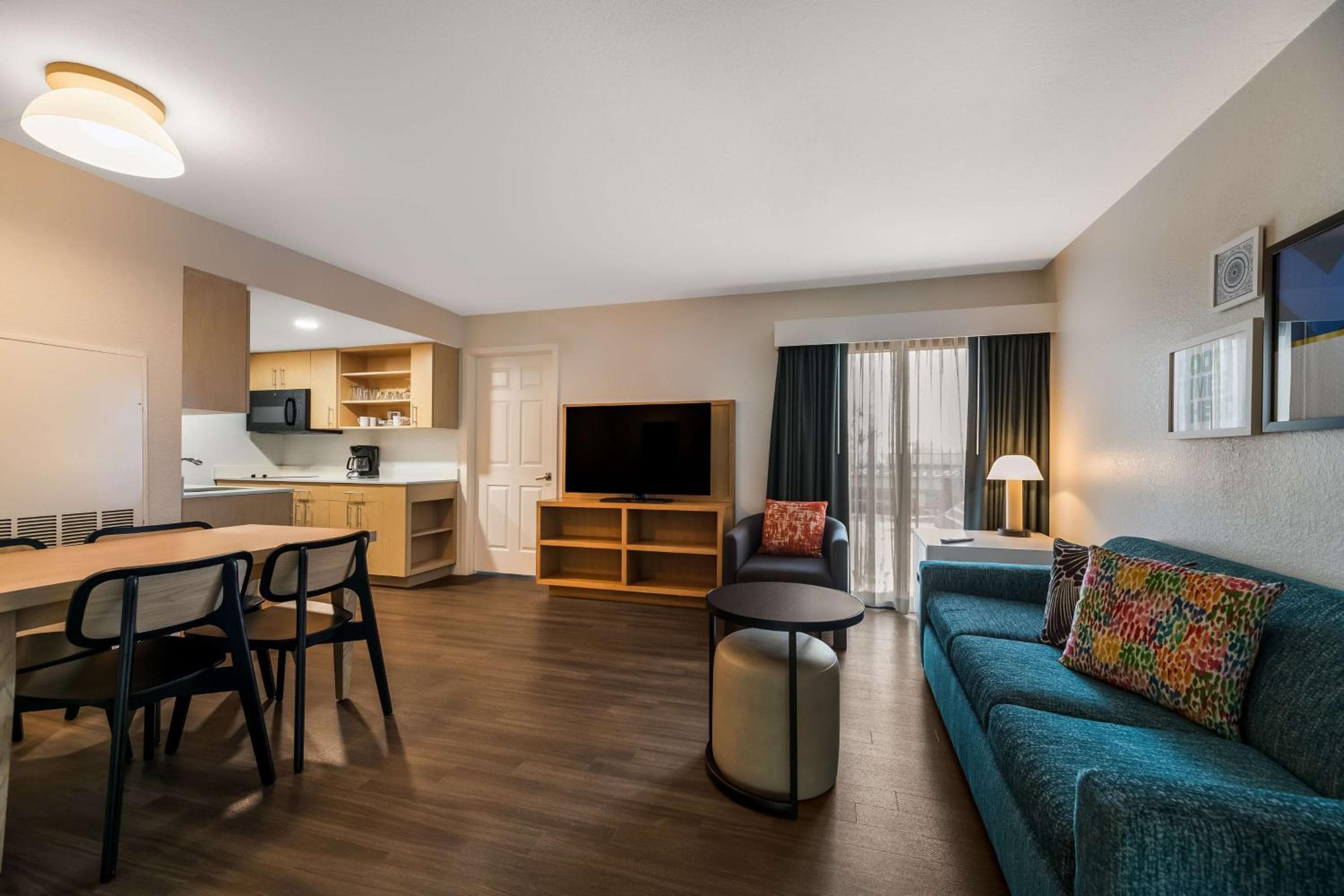 Sonesta ES Suites Orlando International Drive — 12
