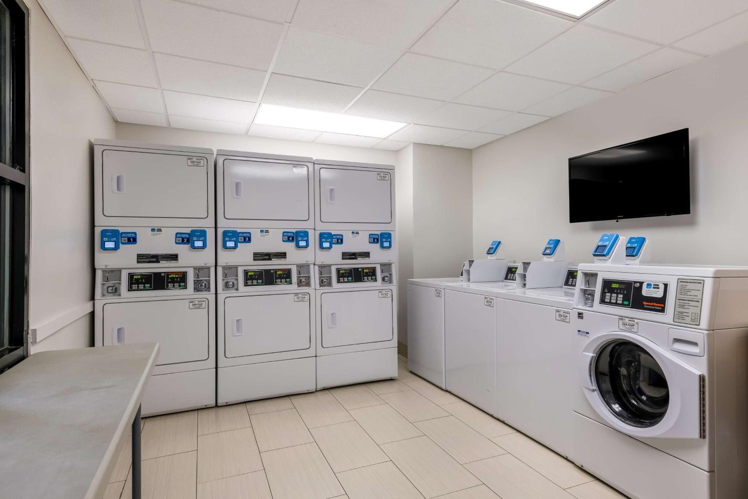 Sonesta ES Suites Orlando International Drive — 21