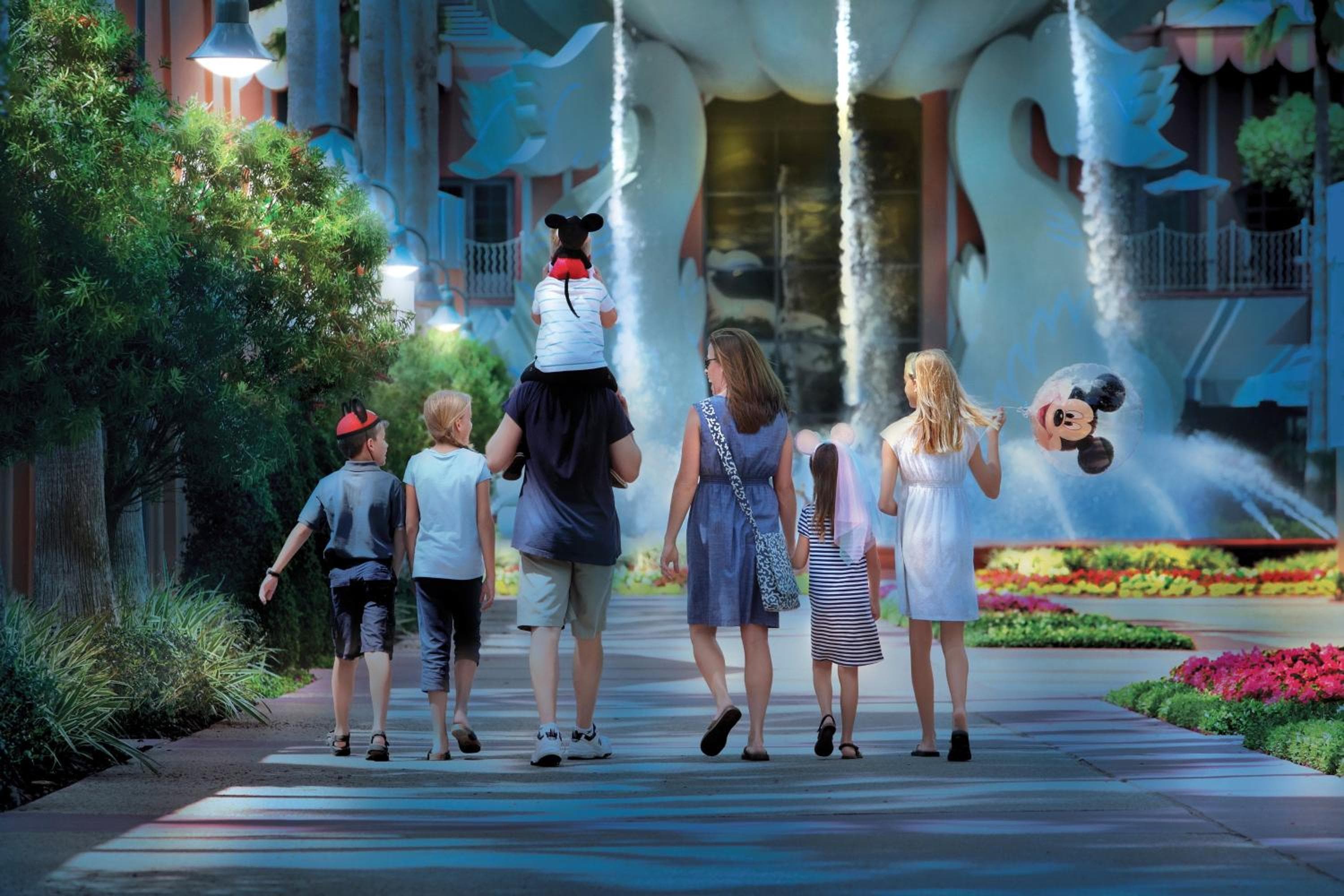 Walt Disney World Swan — 10