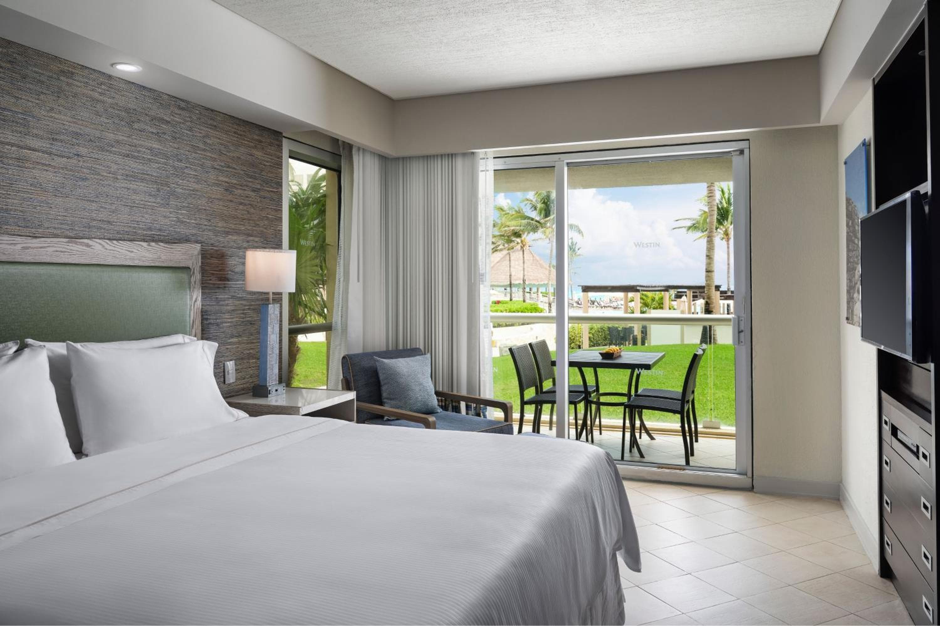 The Westin Lagunamar Ocean Resort Villas & Spa Cancun — 19