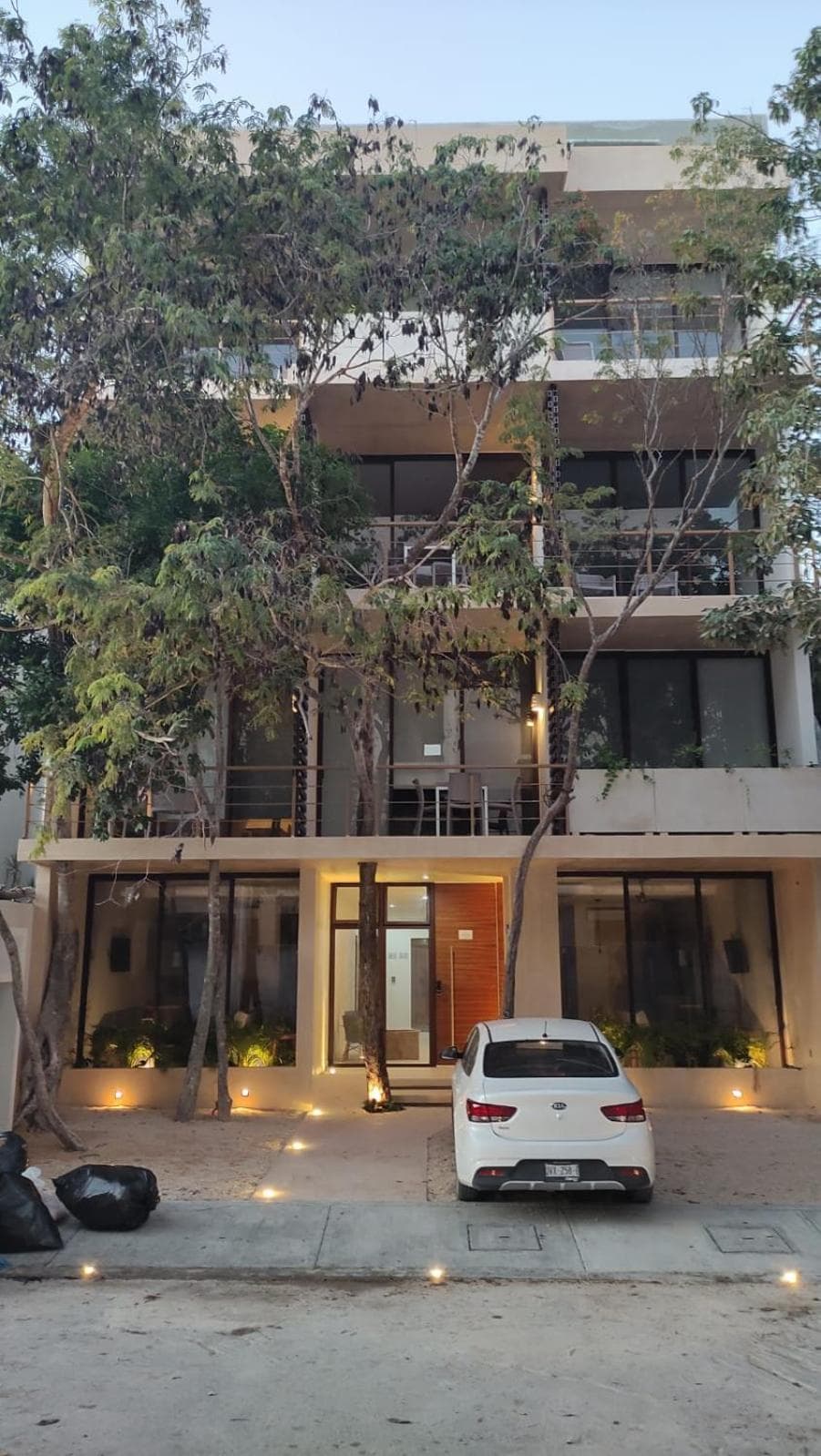 Gama 09 Apartments — 1