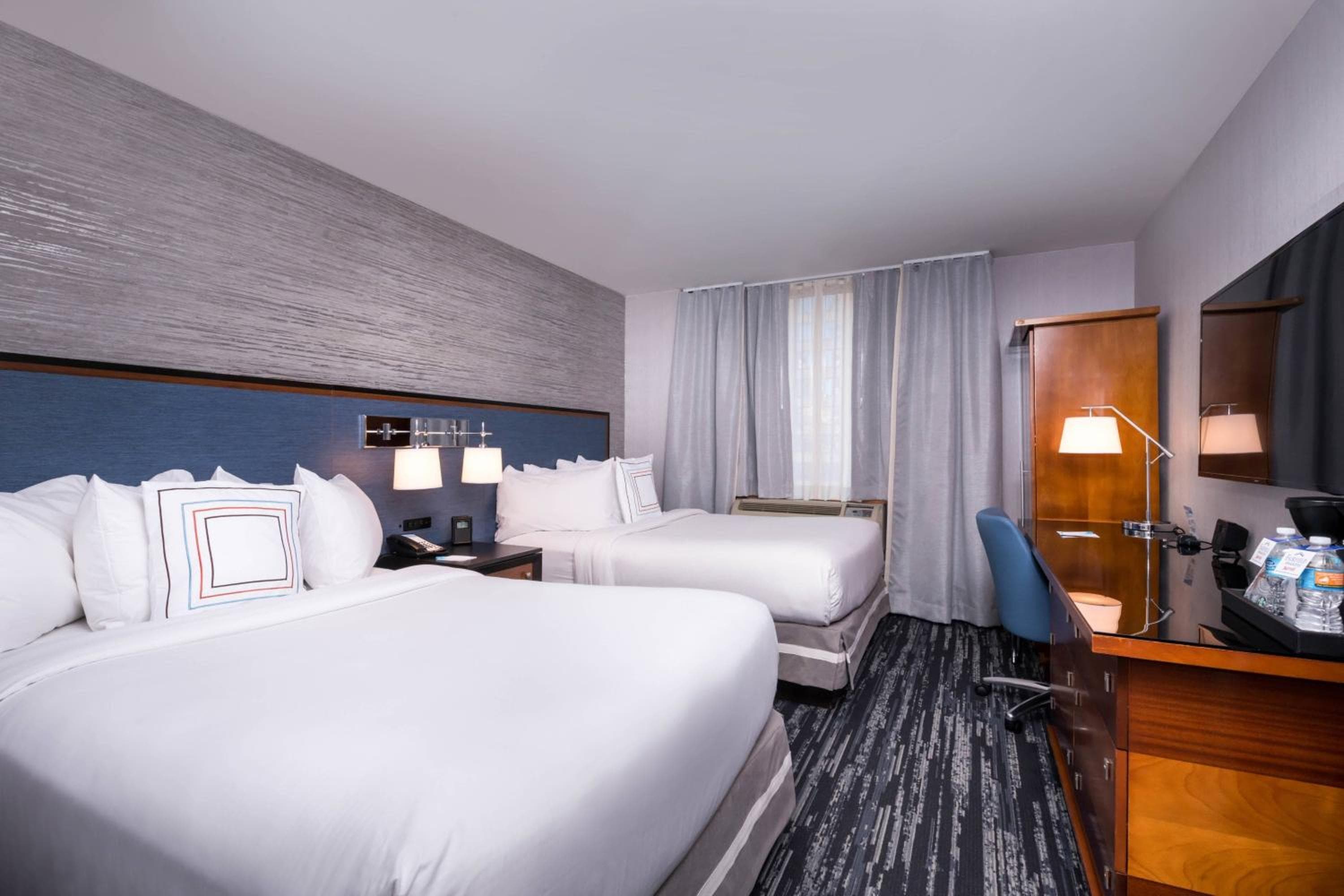 Fairfield By Marriott New York Manhattan Times Square — 6