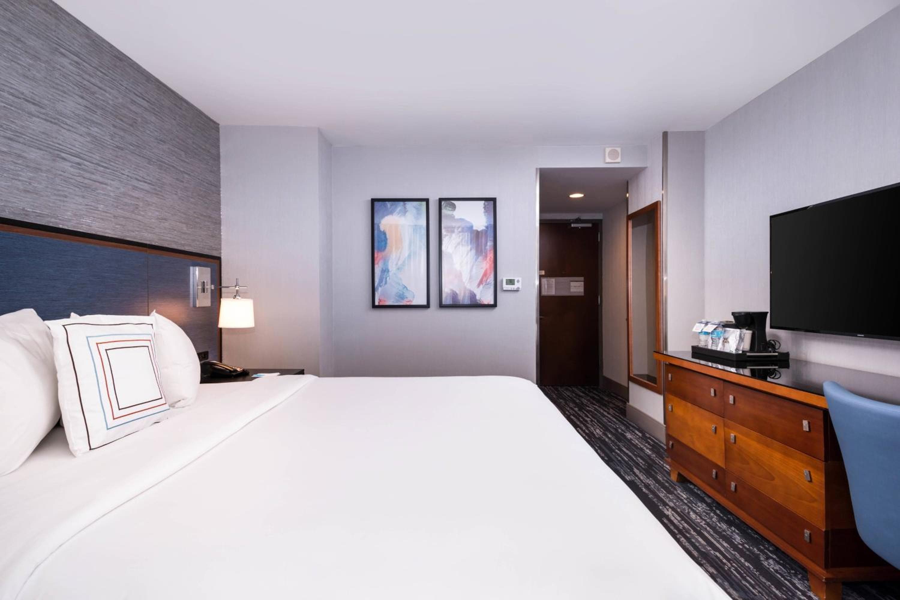 Fairfield By Marriott New York Manhattan Times Square — 9