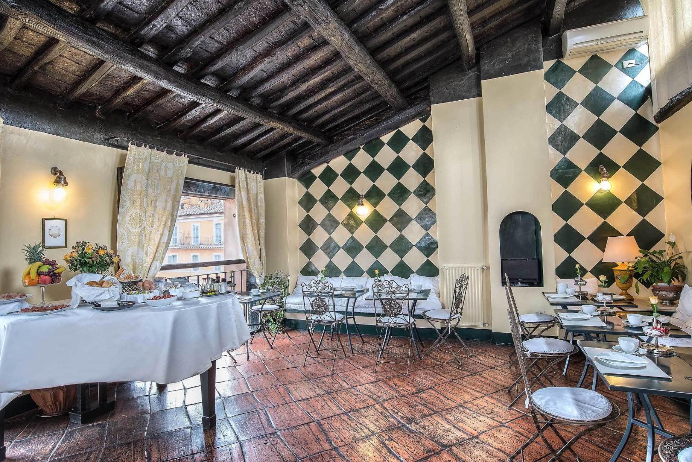 Hotel Fontana — 11