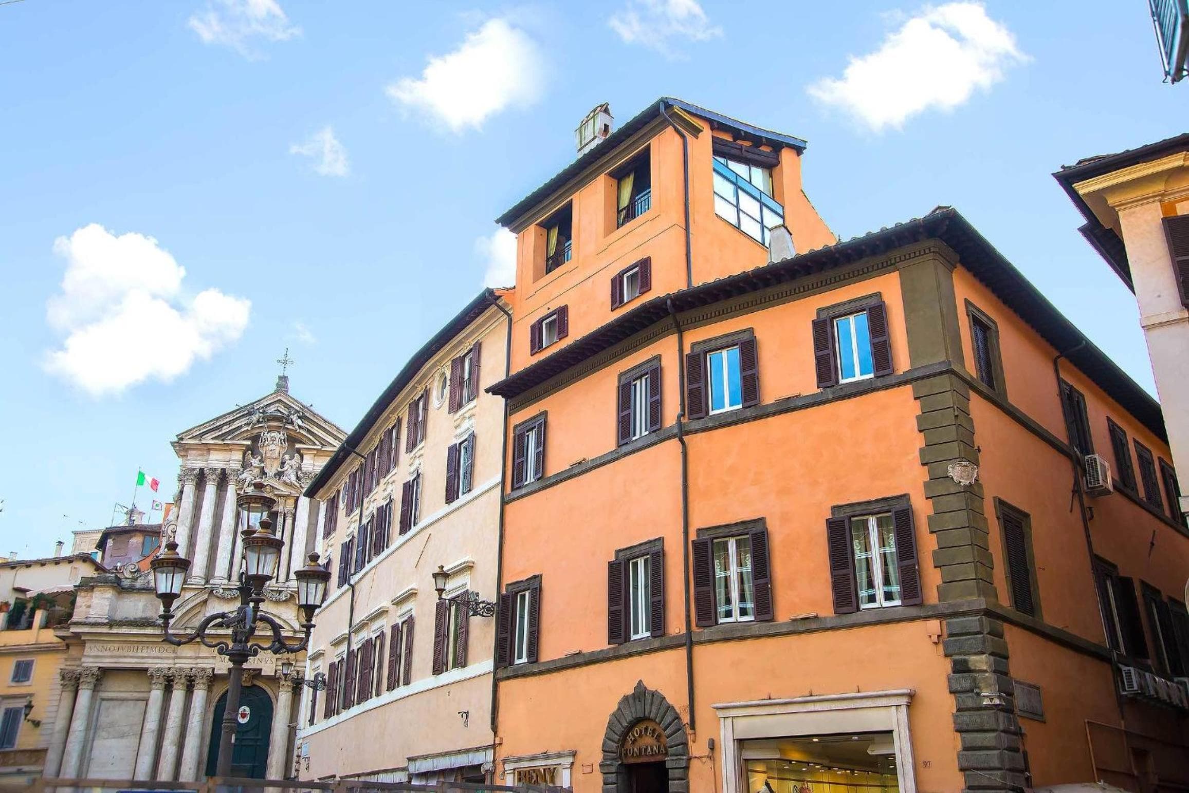 Hotel Fontana — 16