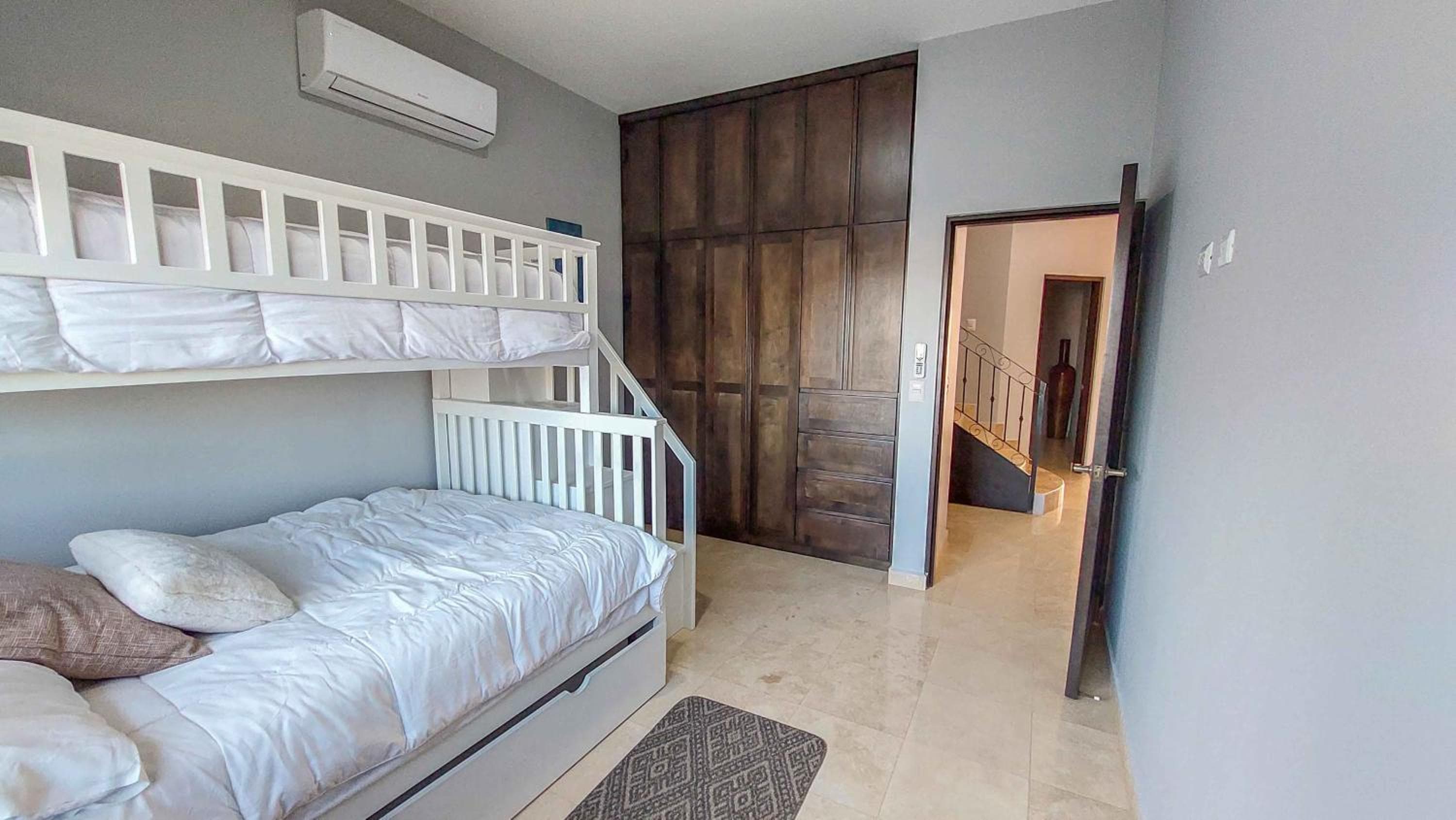 Private Villa in Gated Community Pet-Friendly — 18