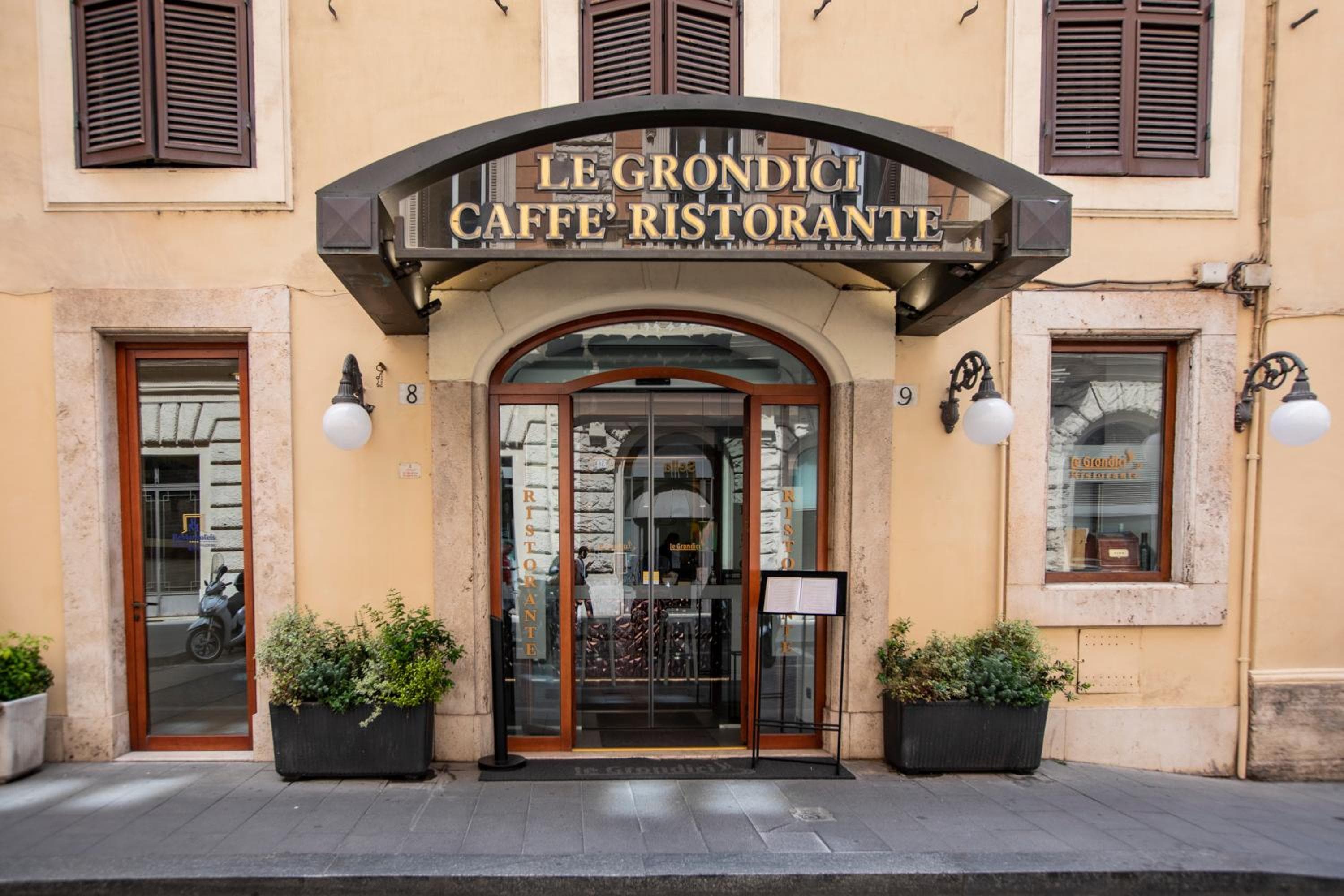 Hotel Delle Nazioni — 12
